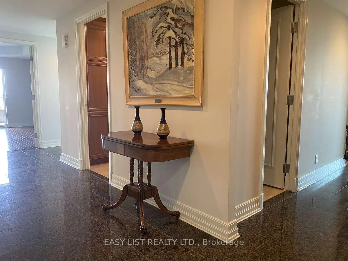 Photo 7 of Unit 803, 3580 Rivergate Way, Ottawa, Quinterra — HOMEH