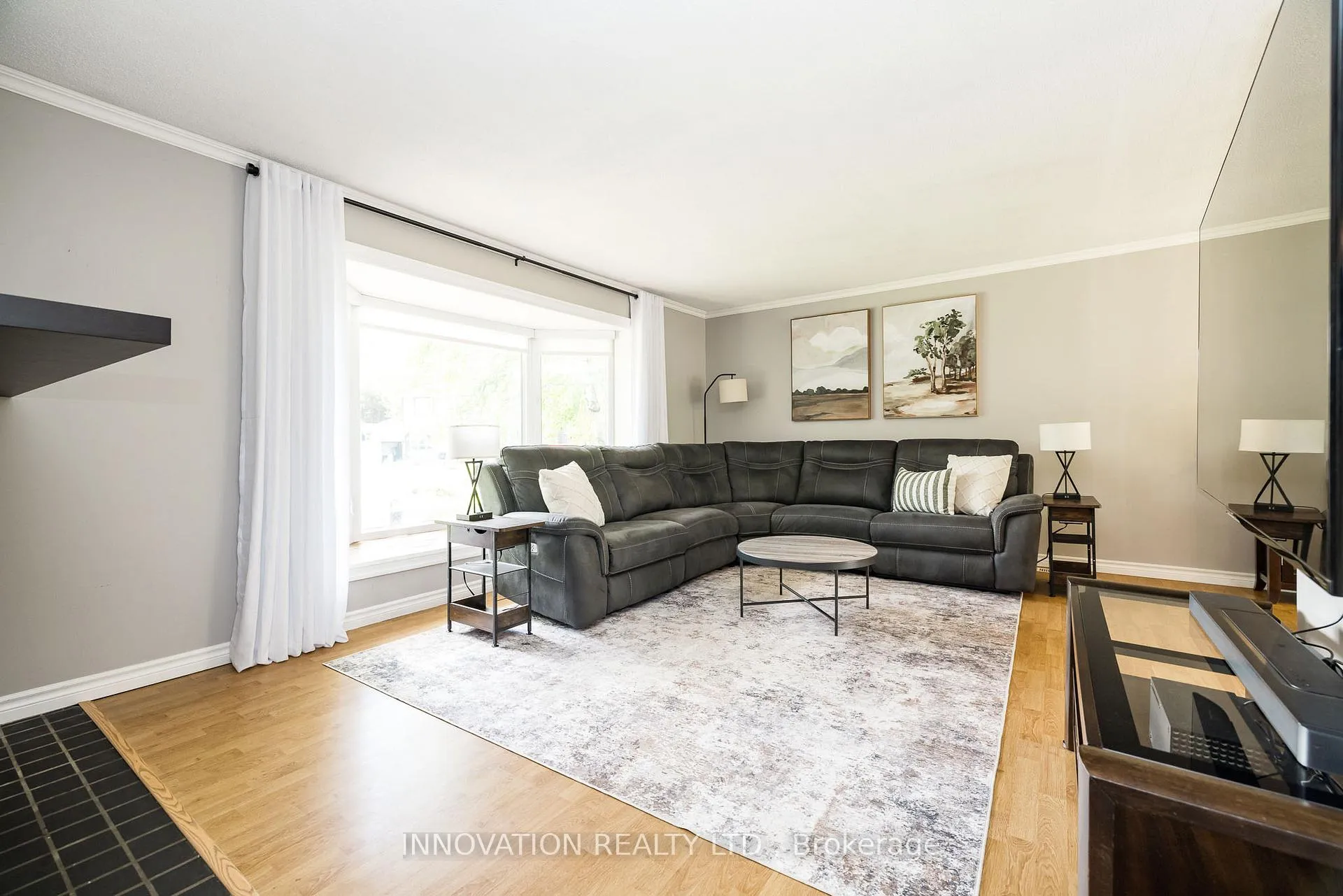 Photo 6 of 17 Cobblestone Court, Ottawa, Munster — HOMEH