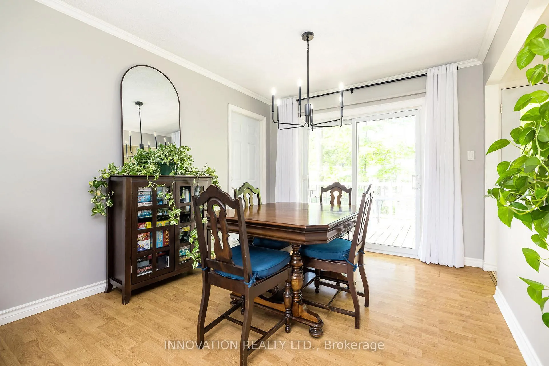 Photo 9 of 17 Cobblestone Court, Ottawa, Munster — HOMEH