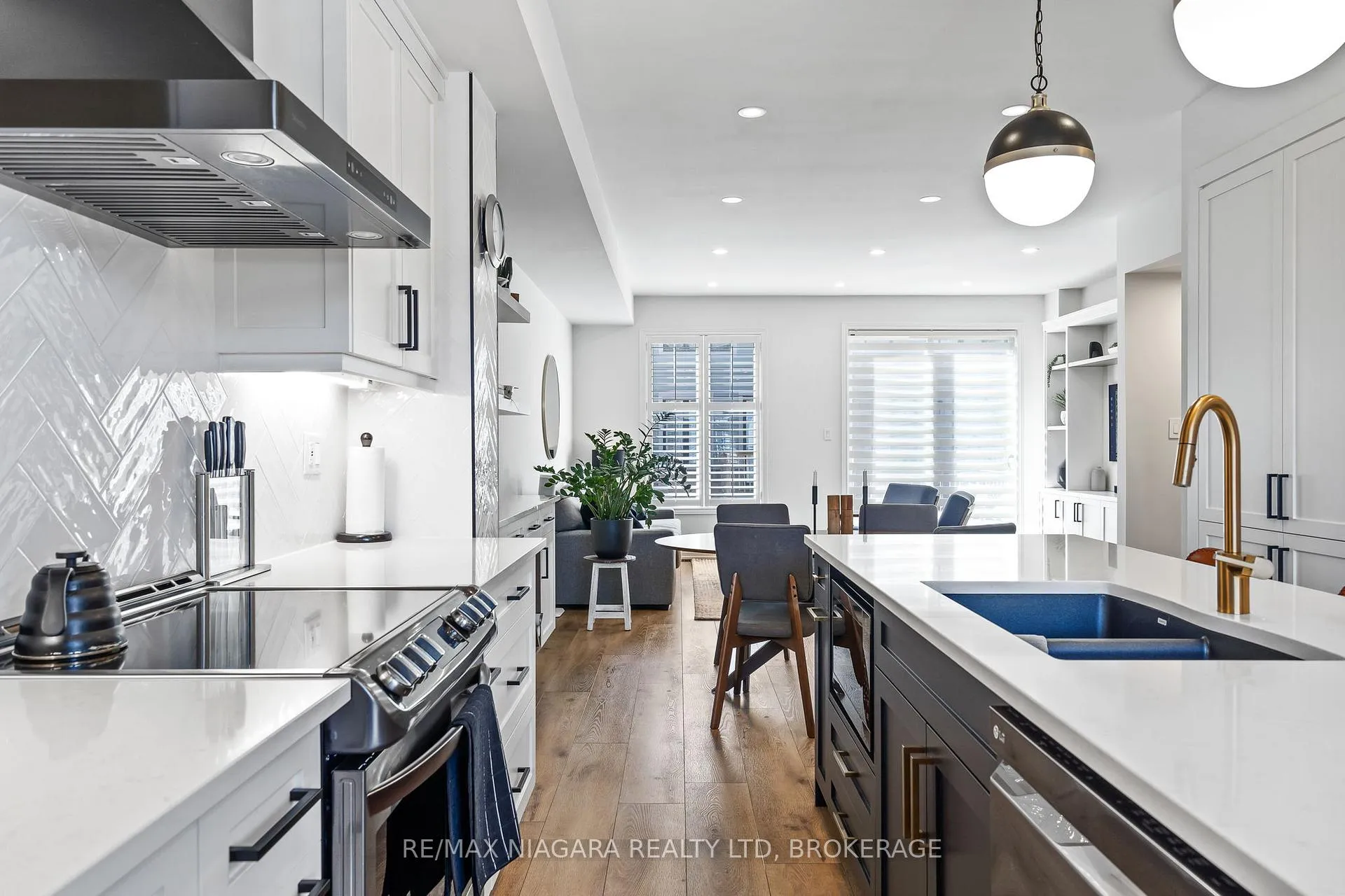 Photo 14 of 11 Walters Lane, Grimsby, Grimsby Beach — HOMEH