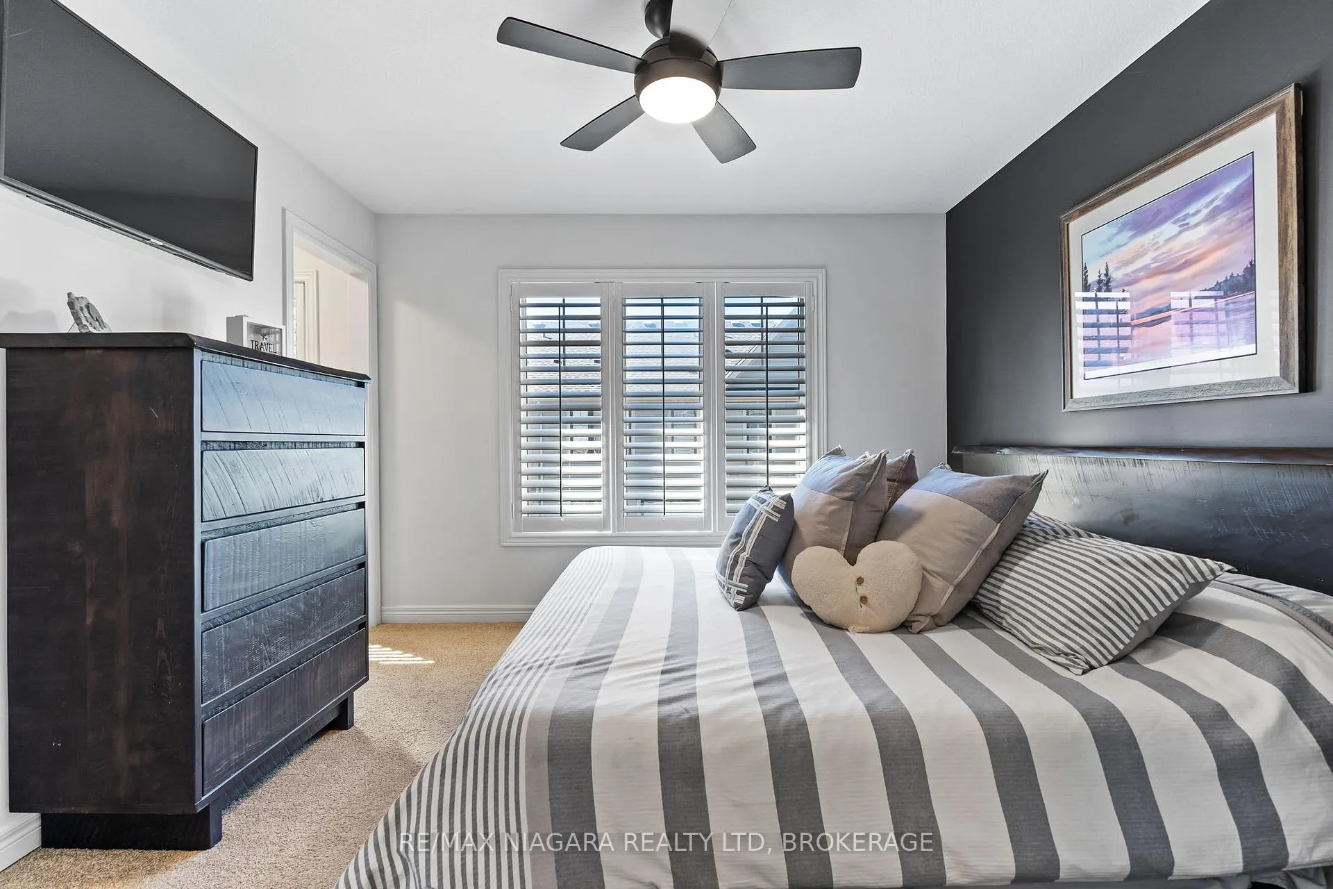 Photo 18 of 11 Walters Lane, Grimsby, Grimsby Beach — HOMEH