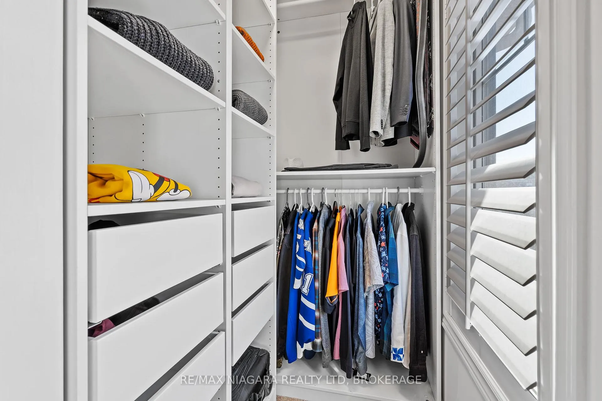 Photo 19 of 11 Walters Lane, Grimsby, Grimsby Beach — HOMEH