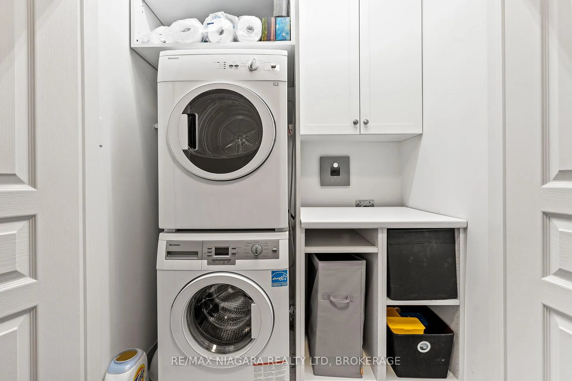 Photo 21 of 11 Walters Lane, Grimsby, Grimsby Beach — HOMEH