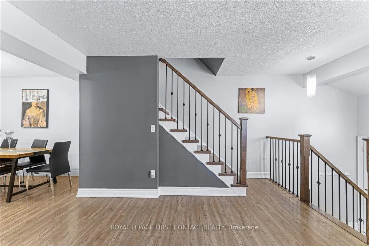Photo 4 of Unit I7, 63 Ferris Lane, Barrie, Cundles East — HOMEH