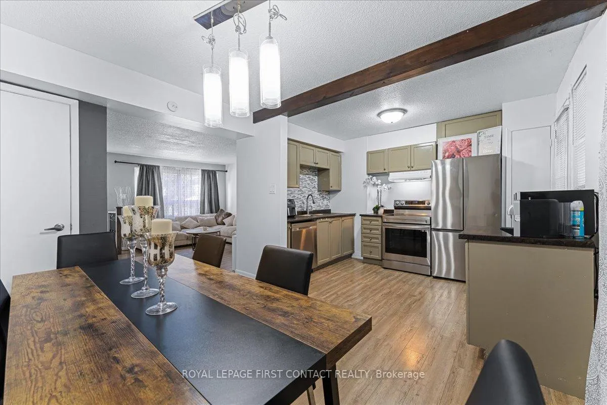 Photo 5 of Unit I7, 63 Ferris Lane, Barrie, Cundles East — HOMEH