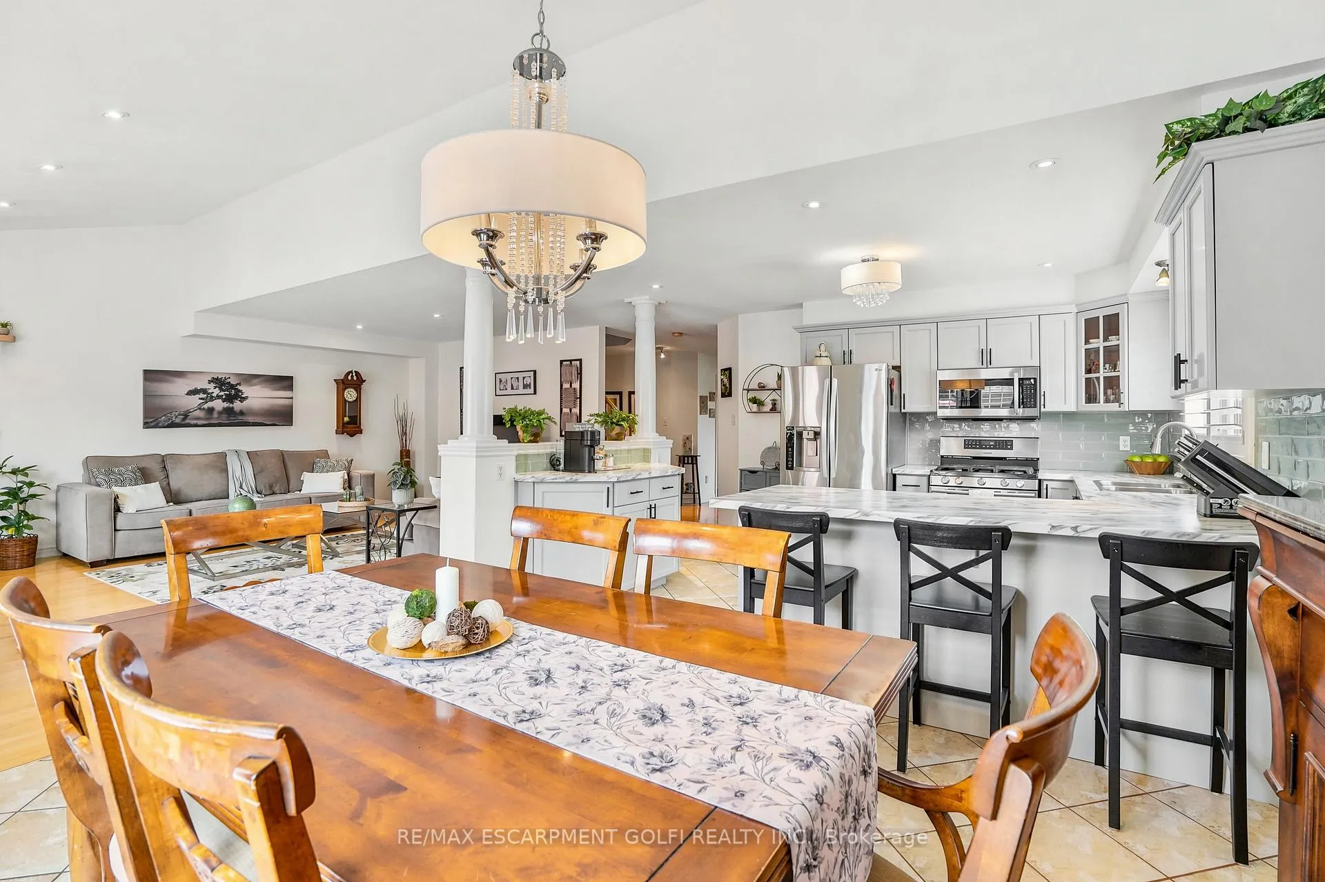 Photo 12 of 24 Benziger Lane, Hamilton, Fruitland — HOMEH