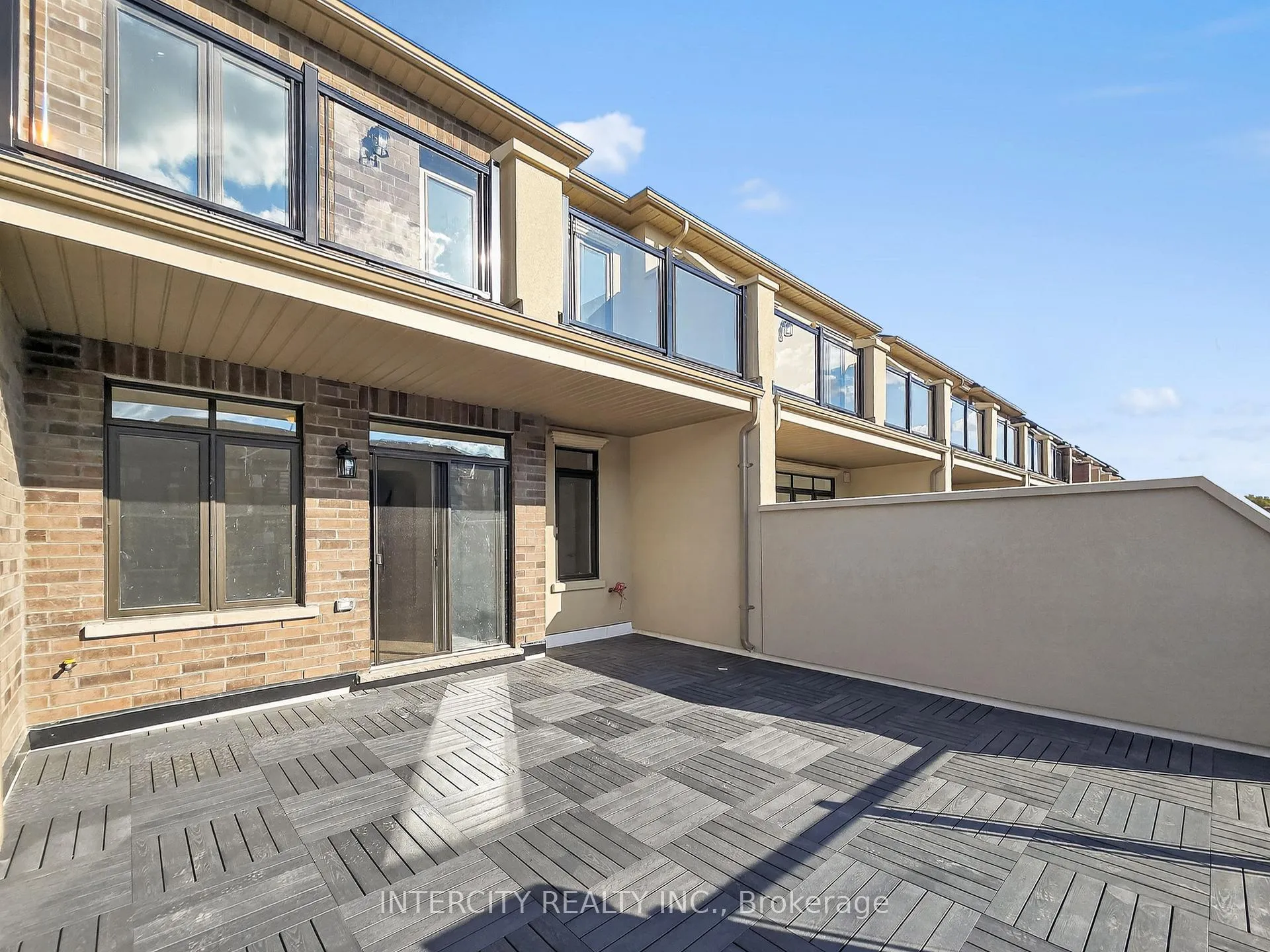 Photo 47 of 100 Grassbank Road, Brampton, Sandringham-Wellington North — HOMEH