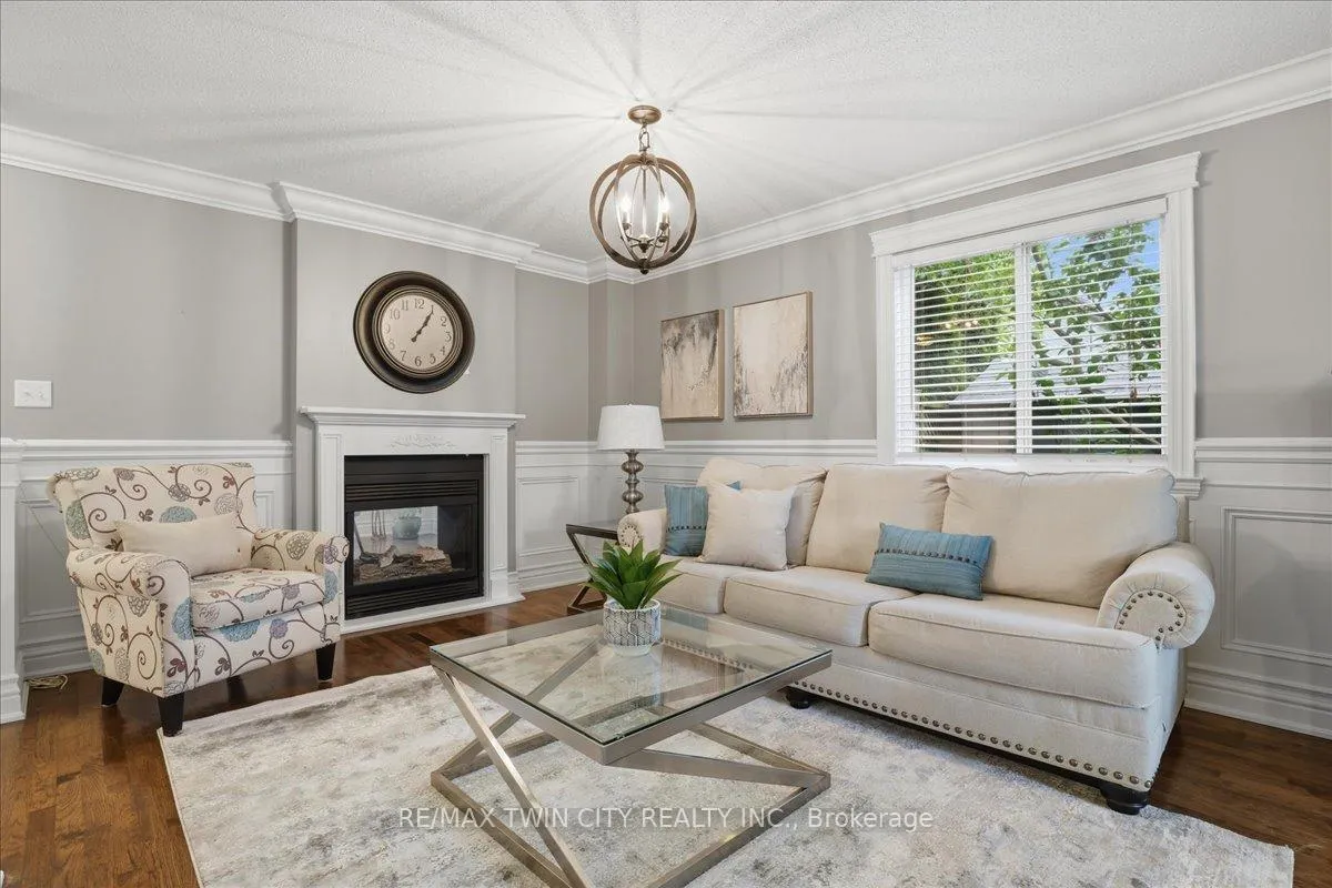 Photo 7 of 151 Decaro Crescent, Cambridge, Hespeler Village — HOMEH