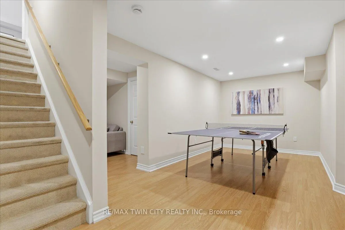 Photo 35 of 151 Decaro Crescent, Cambridge, Hespeler Village — HOMEH