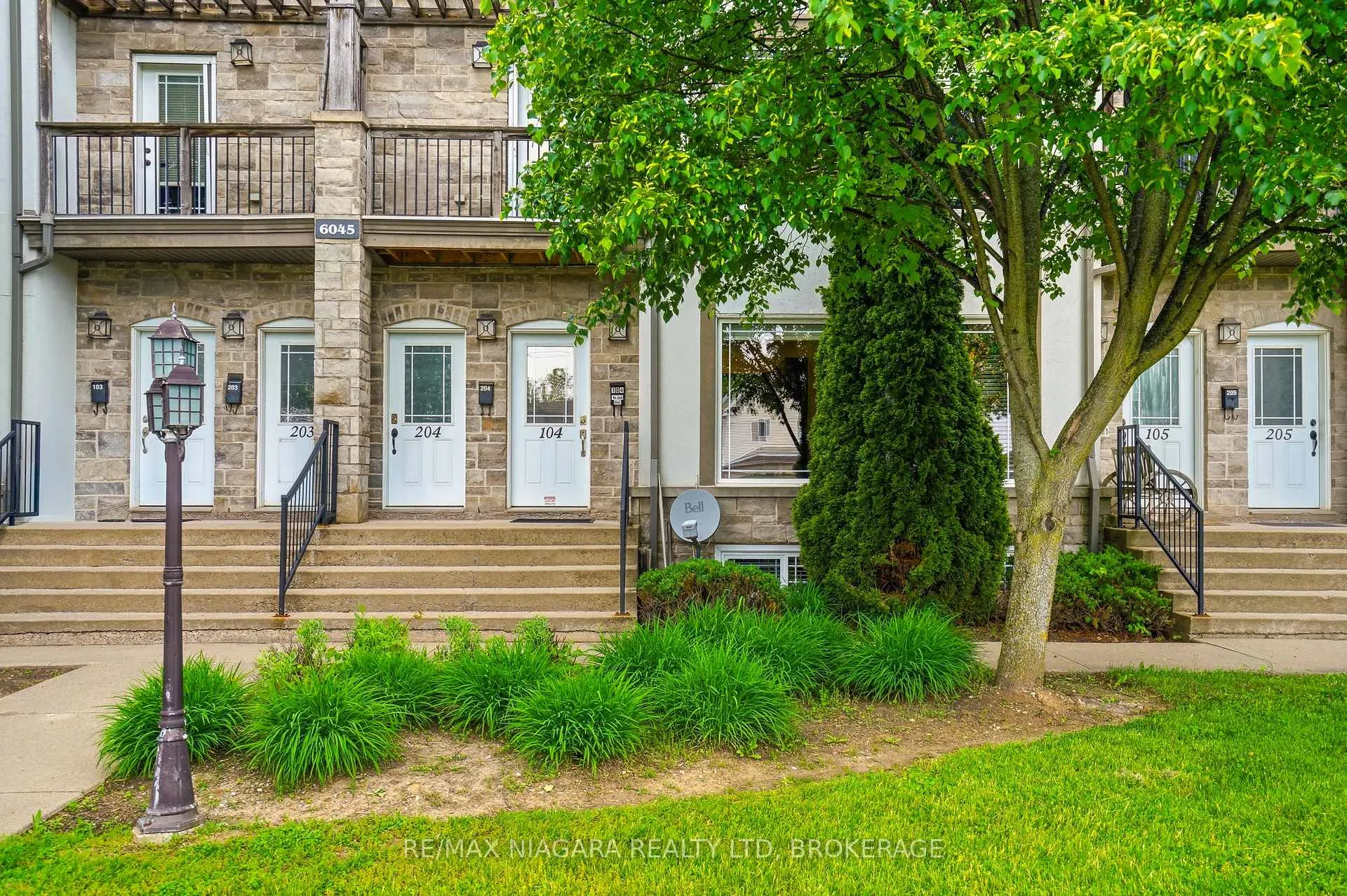 Photo of Unit 104, 6045 Dunn Street