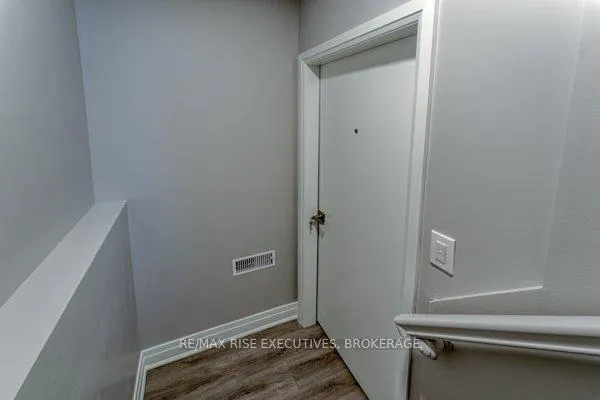 Photo 4 of Unit 2, 1344 Brackenwood Crescent, Kingston, City Northwest — HOMEH