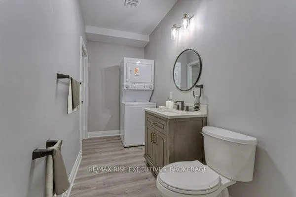 Photo 8 of Unit 2, 1344 Brackenwood Crescent, Kingston, City Northwest — HOMEH