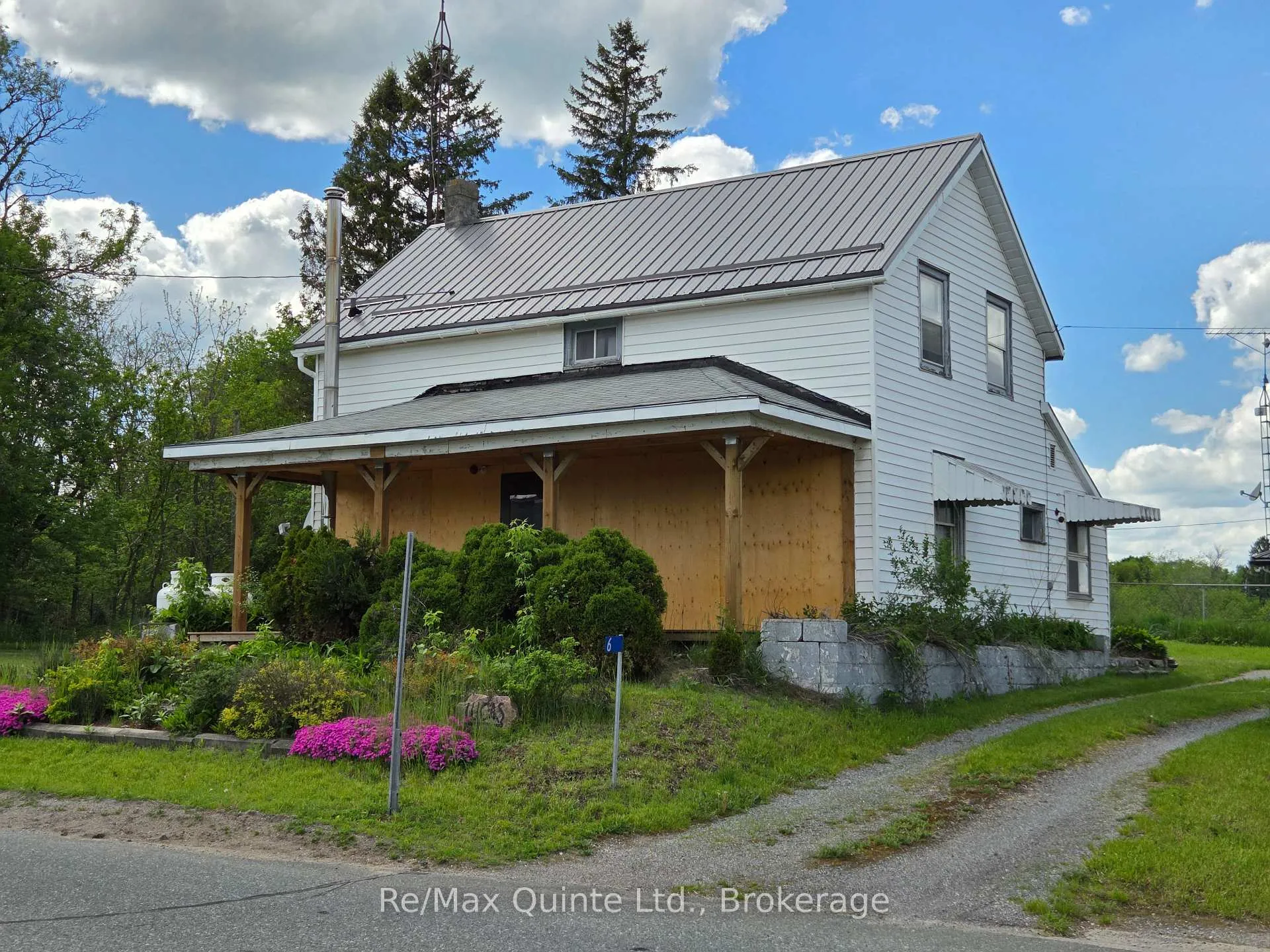 Photo 1 of 6 Thomas Street, Tweed, Hungerford (Twp) — HOMEH