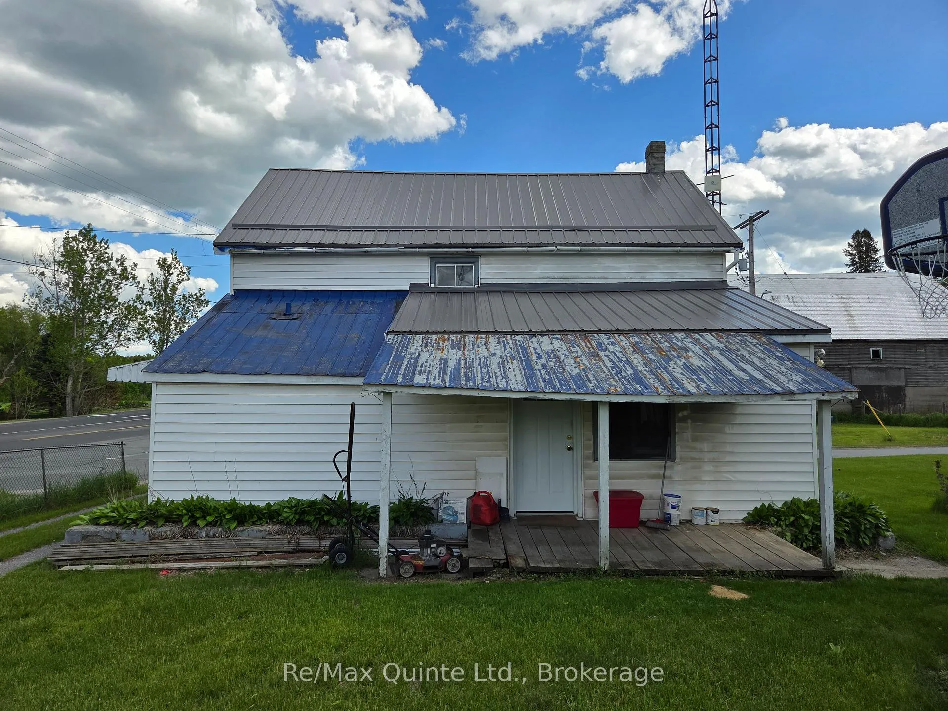 Photo 5 of 6 Thomas Street, Tweed, Hungerford (Twp) — HOMEH
