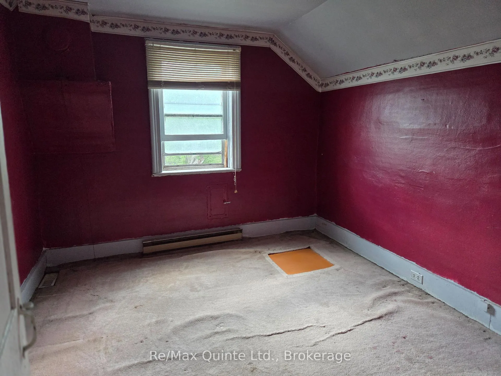 Photo 11 of 6 Thomas Street, Tweed, Hungerford (Twp) — HOMEH