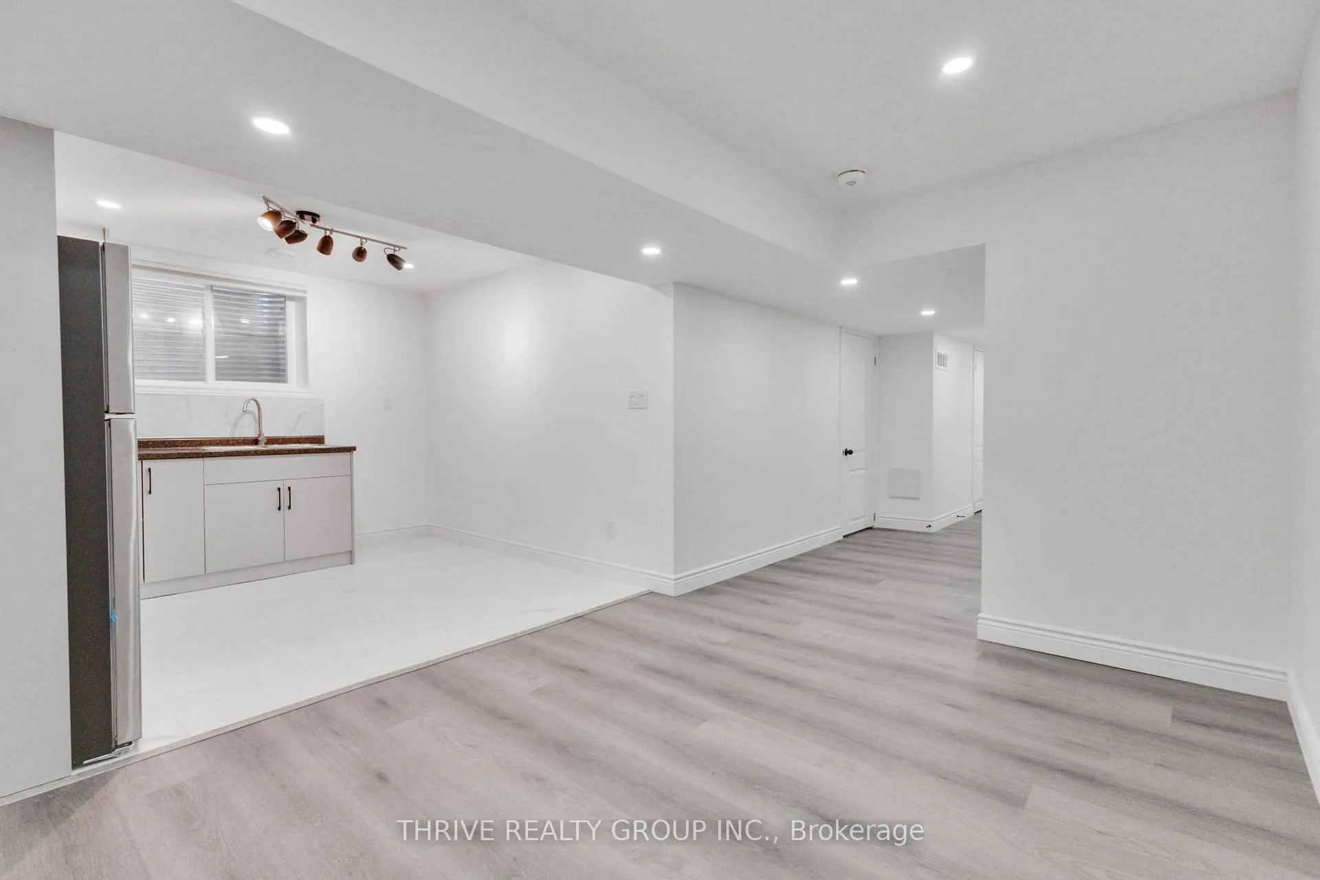 Photo 7 of Unit Lower, 2043 Cedarpark Drive, London, North D — HOMEH