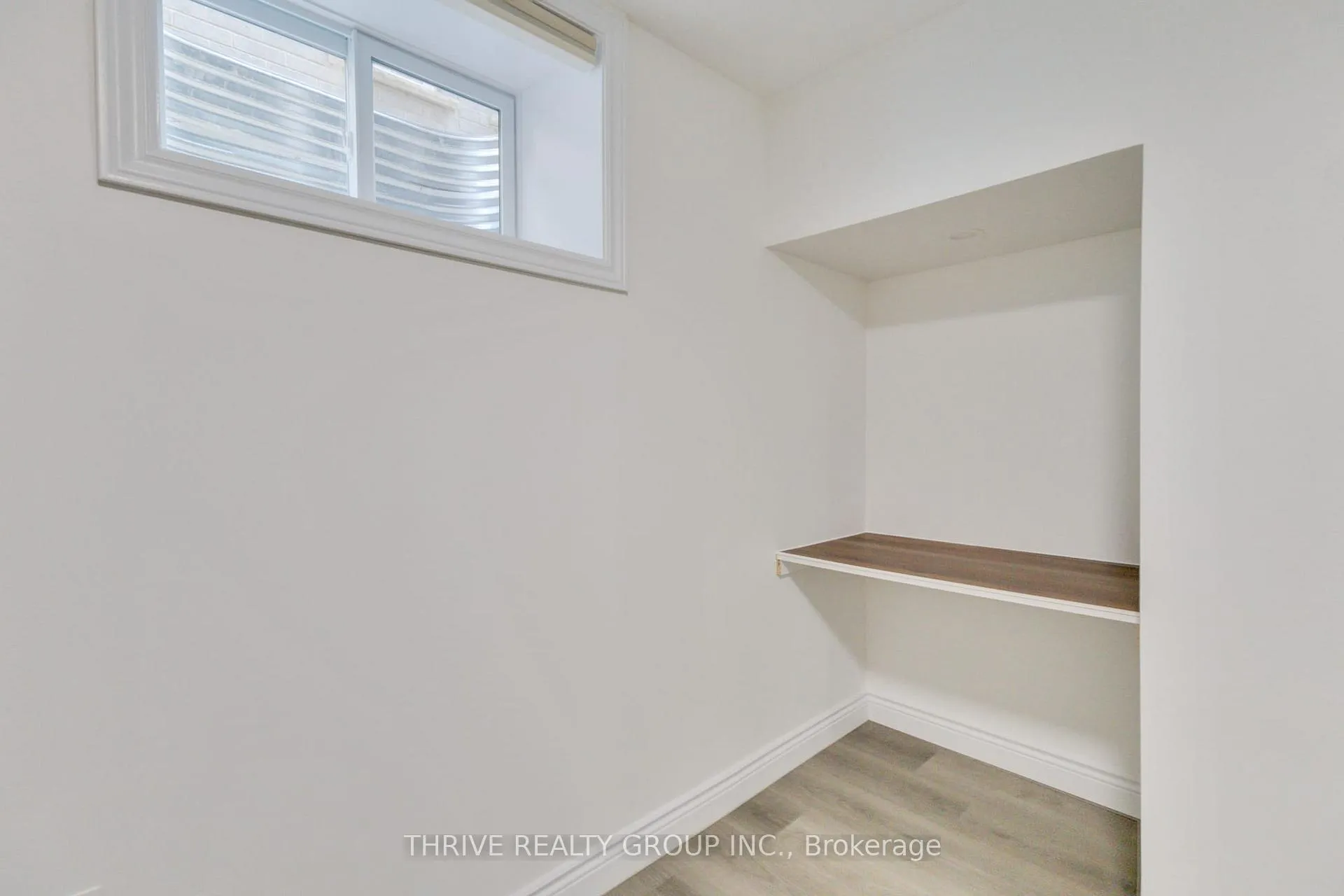Photo 13 of Unit Lower, 2043 Cedarpark Drive, London, North D — HOMEH