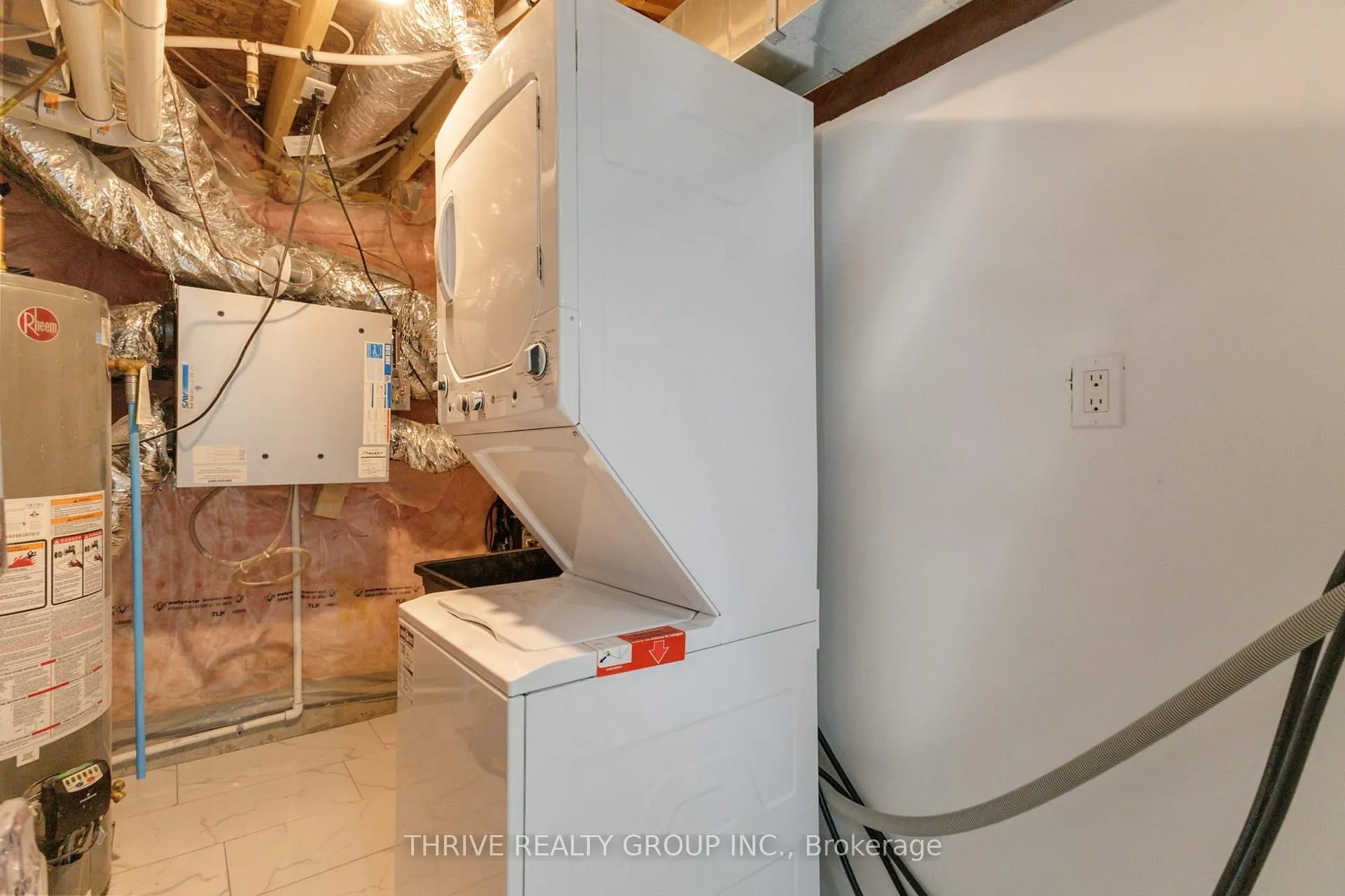 Photo 15 of Unit Lower, 2043 Cedarpark Drive, London, North D — HOMEH