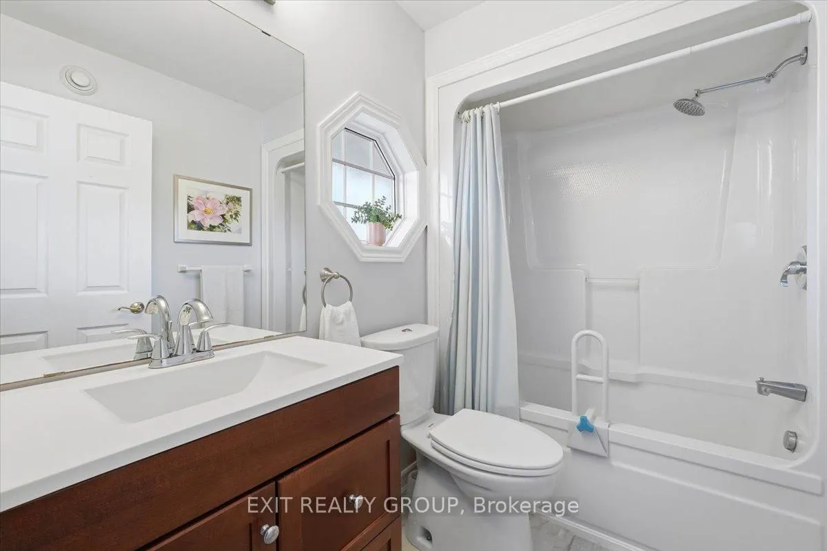Photo 22 of 26 Lockwood Drive, Brighton — HOMEH