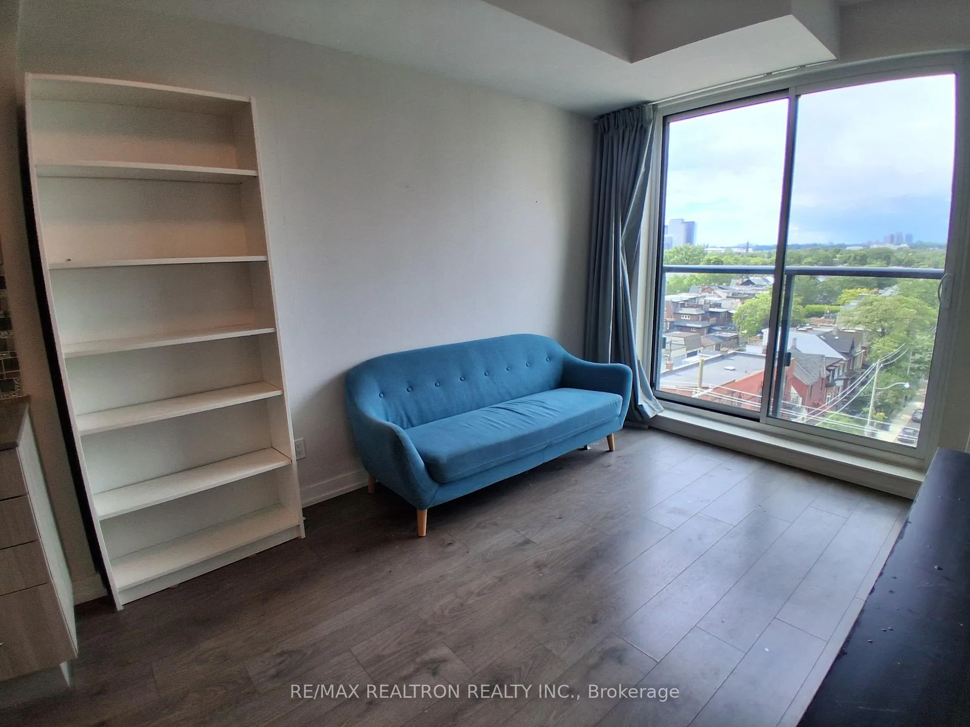 Photo 13 of Unit 821, 297 College Street, Toronto, Kensington-Chinatown — HOMEH