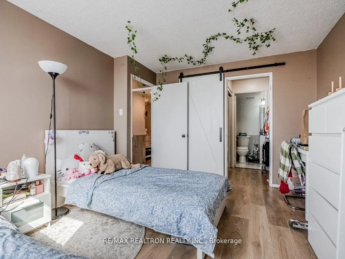 Photo 7 of Unit 618, 4185 Shipp Drive, Mississauga, City Centre — HOMEH