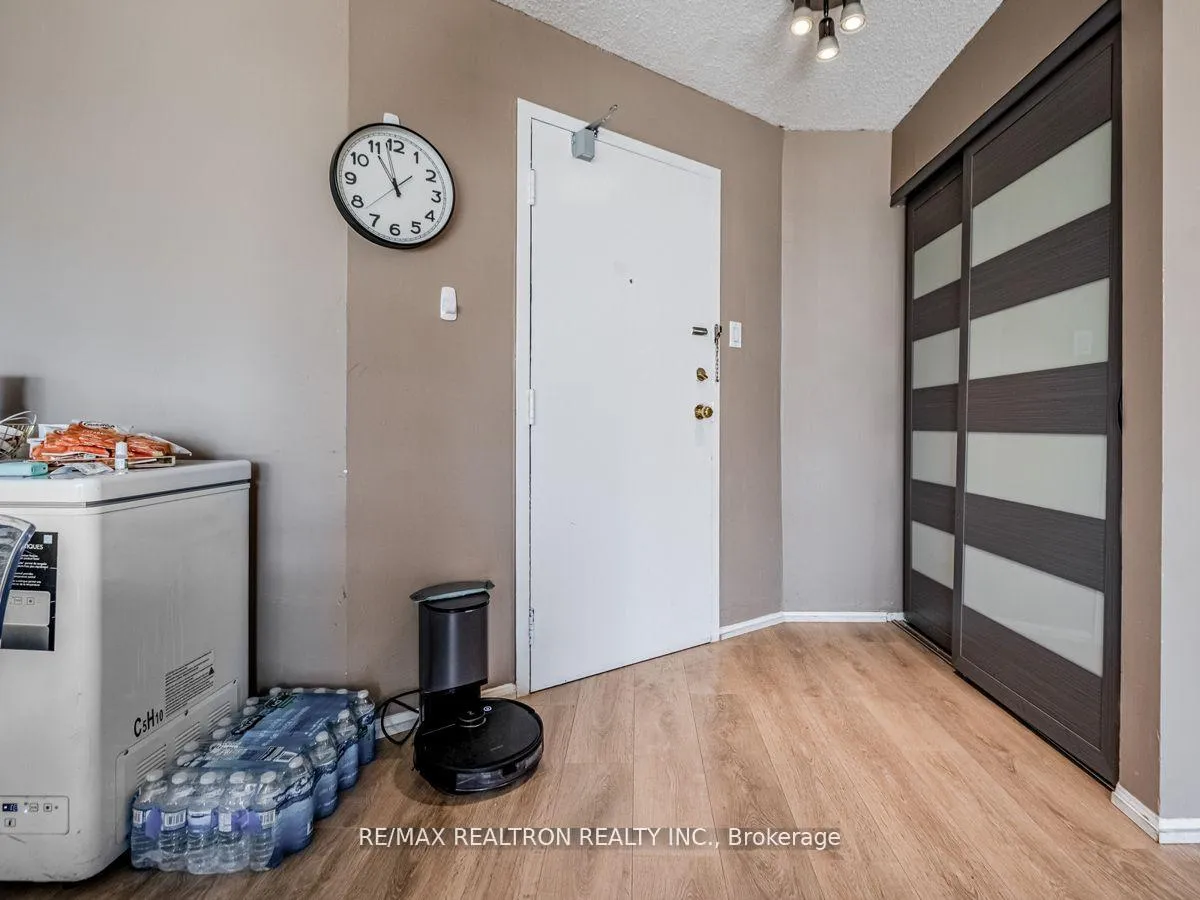 Photo 14 of Unit 618, 4185 Shipp Drive, Mississauga, City Centre — HOMEH