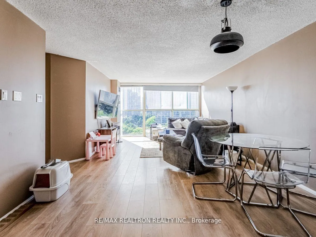 Photo 15 of Unit 618, 4185 Shipp Drive, Mississauga, City Centre — HOMEH
