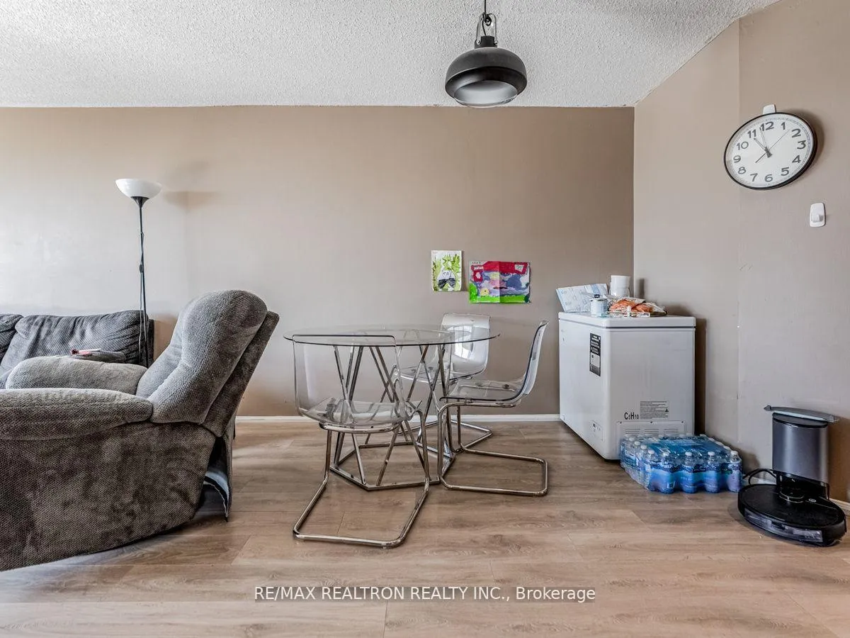 Photo 16 of Unit 618, 4185 Shipp Drive, Mississauga, City Centre — HOMEH
