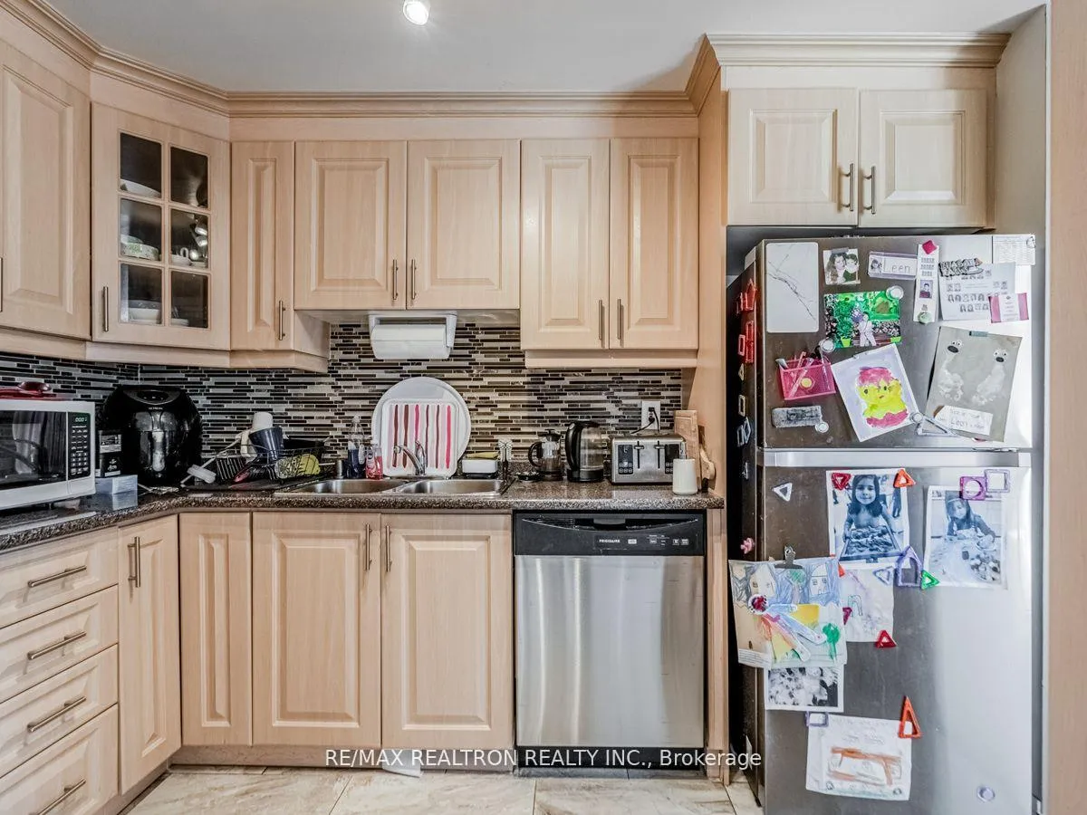 Photo 18 of Unit 618, 4185 Shipp Drive, Mississauga, City Centre — HOMEH