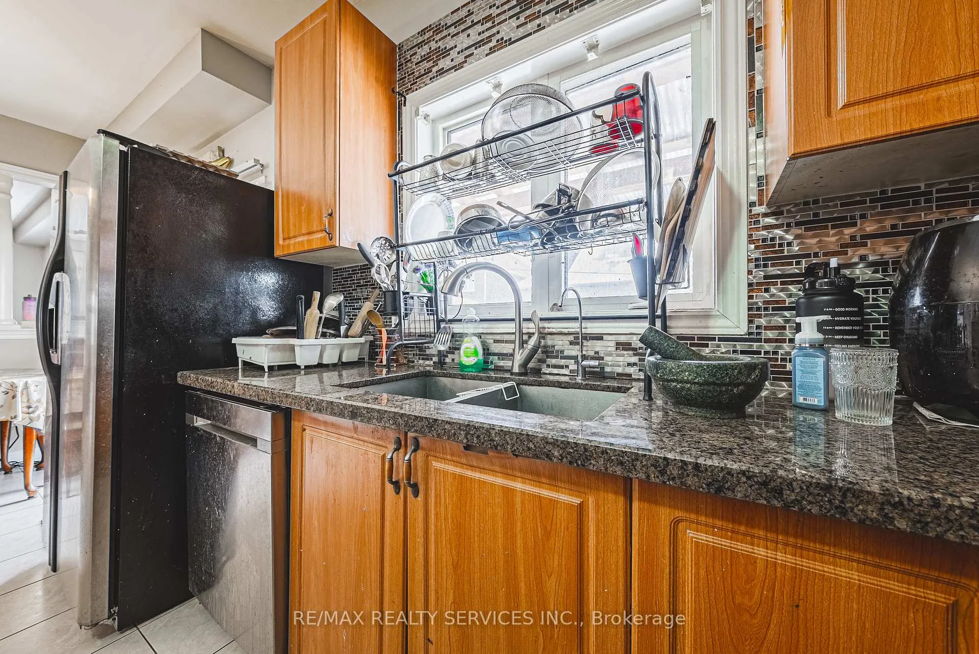 Photo 10 of 66 Citadel Crescent, Brampton, Vales of Castlemore North — HOMEH