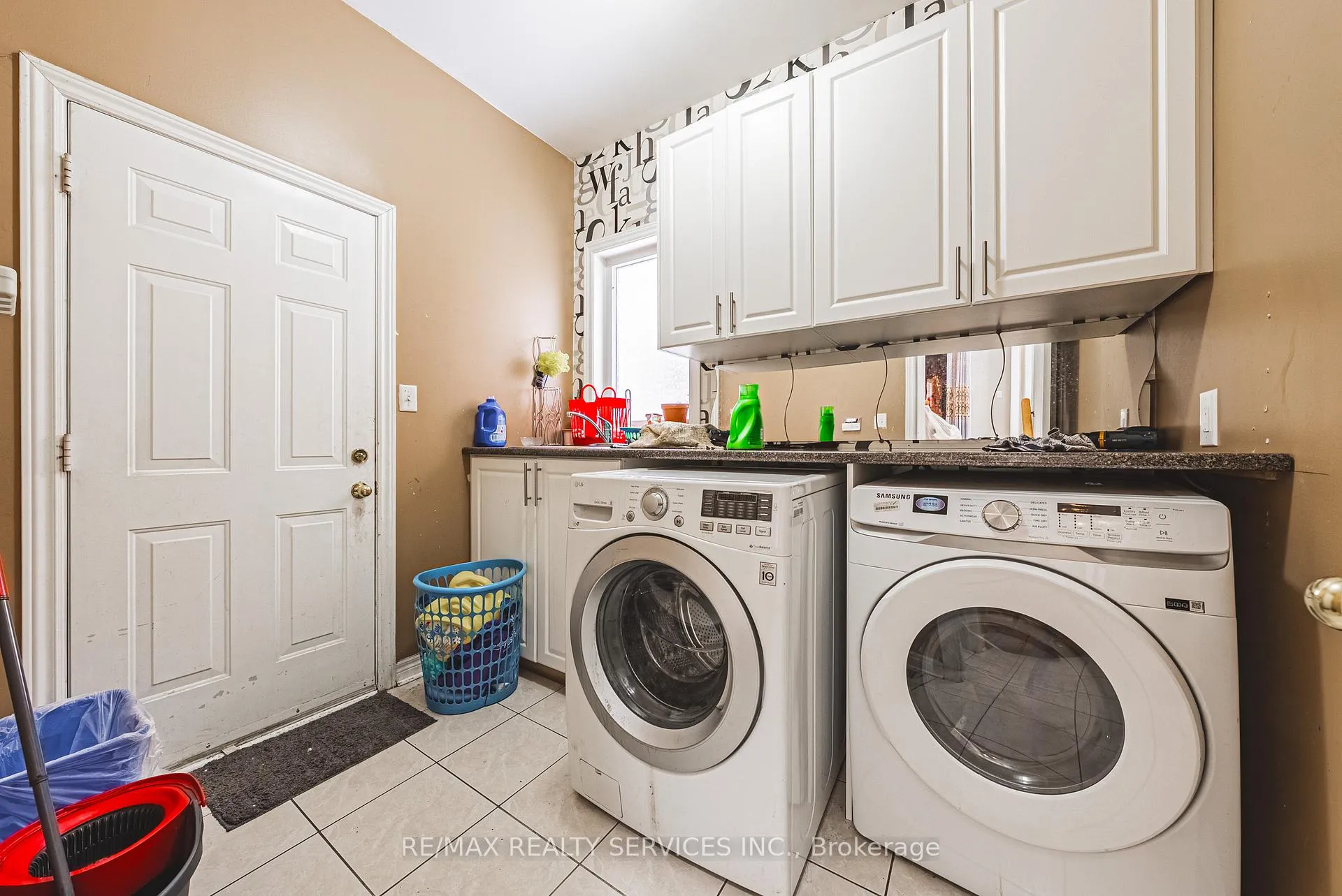 Photo 16 of 66 Citadel Crescent, Brampton, Vales of Castlemore North — HOMEH