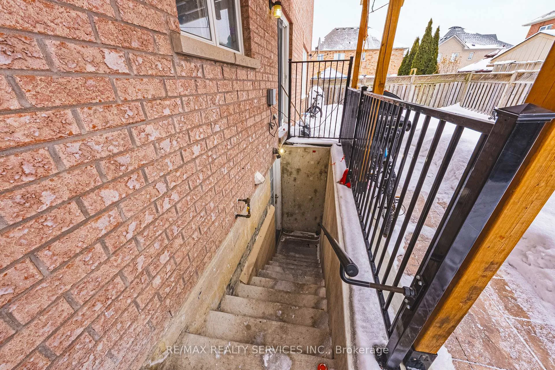 Photo 37 of 66 Citadel Crescent, Brampton, Vales of Castlemore North — HOMEH