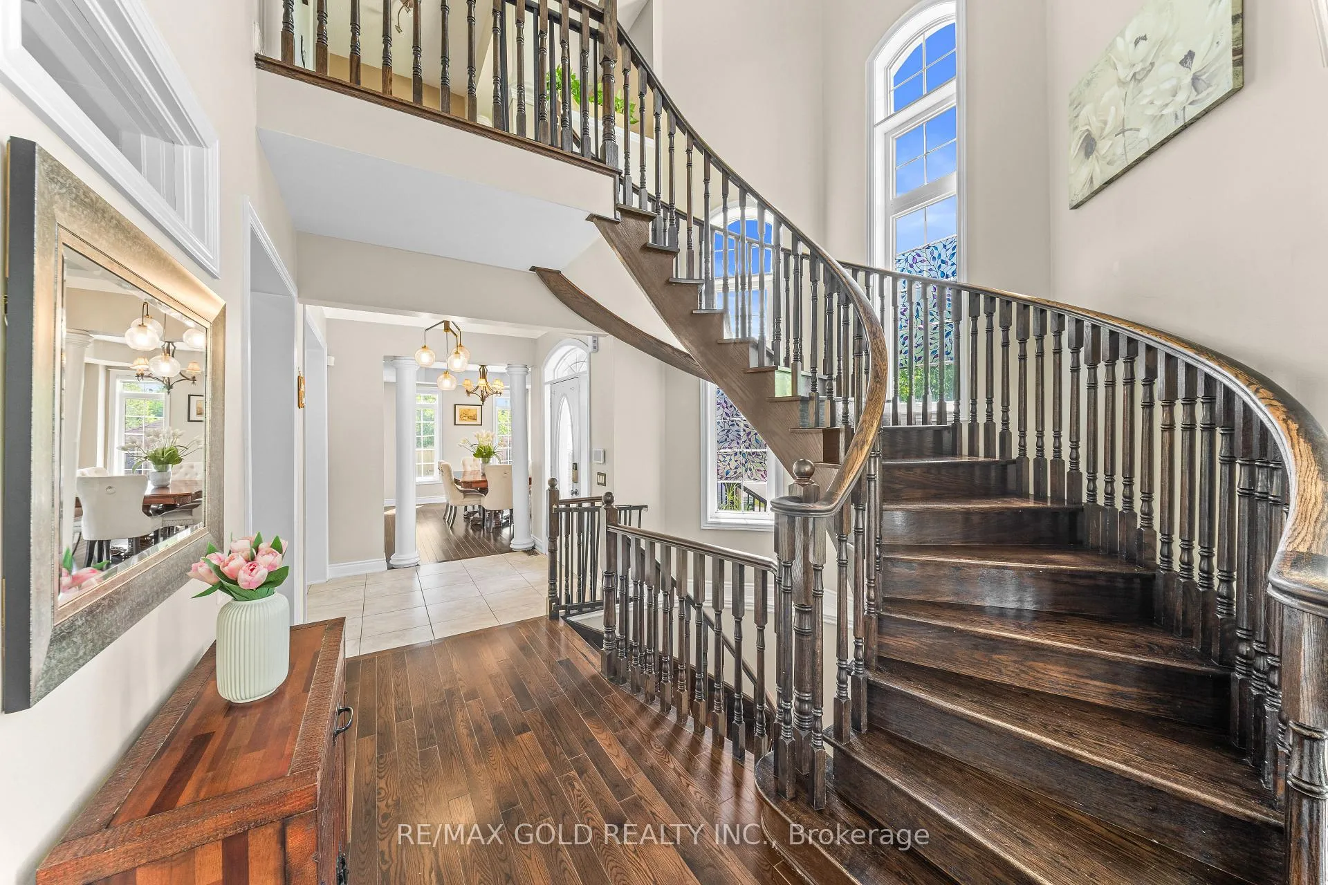 Photo 10 of 18 Hampton Springs Drive, Brampton, Bram East — HOMEH