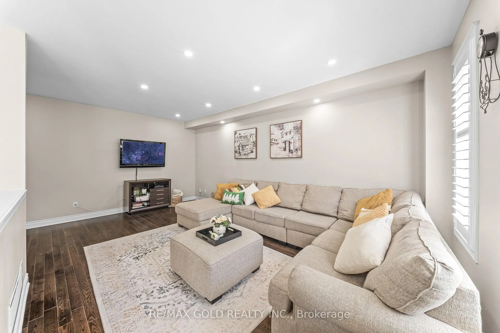 Photo 14 of 18 Hampton Springs Drive, Brampton, Bram East — HOMEH