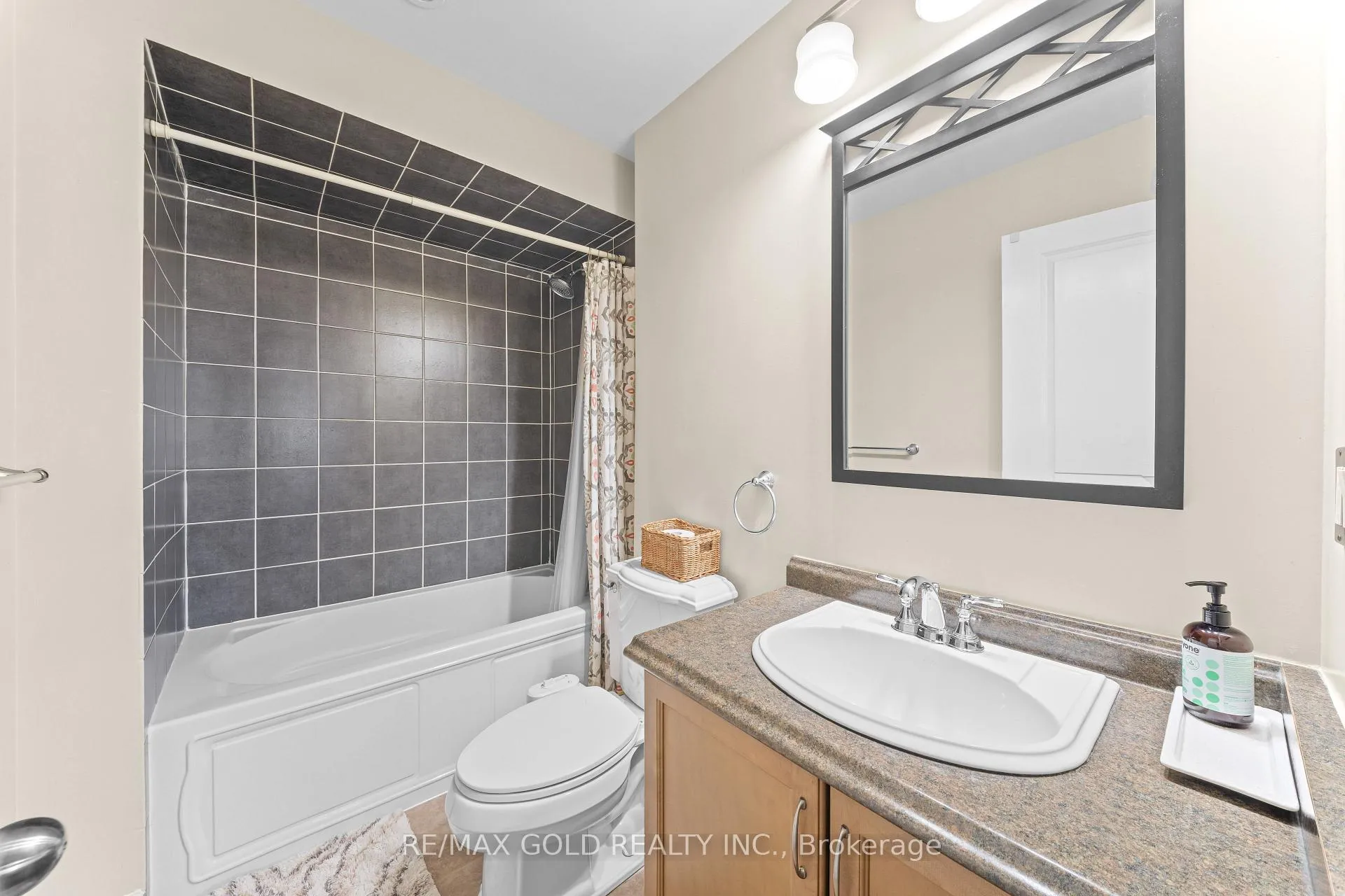 Photo 27 of 18 Hampton Springs Drive, Brampton, Bram East — HOMEH