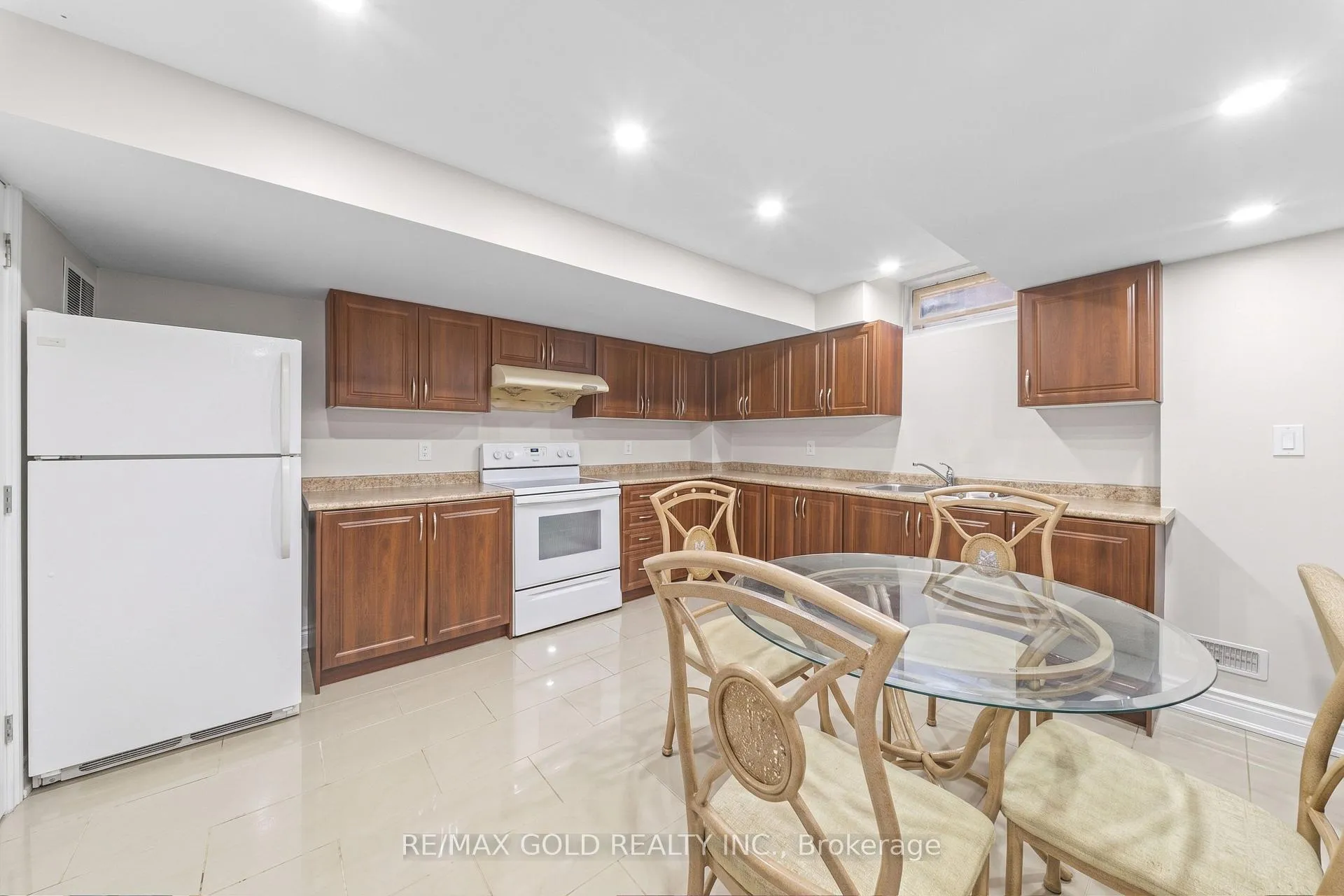 Photo 32 of 18 Hampton Springs Drive, Brampton, Bram East — HOMEH
