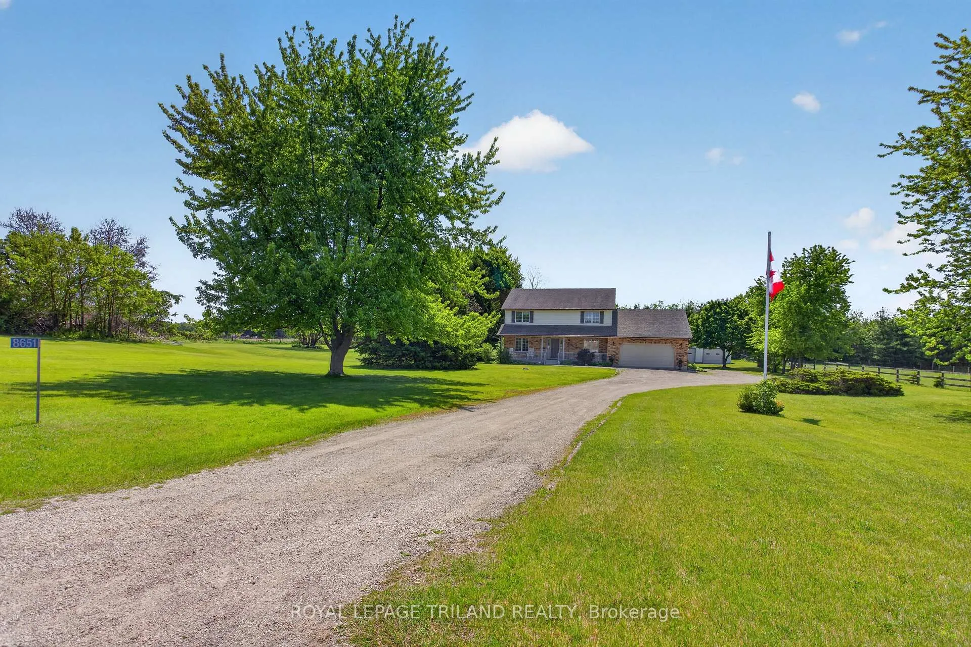 Photo 2 of 8651 Irish Drive, Strathroy-Caradoc, Rural Strathroy-Caradoc — HOMEH