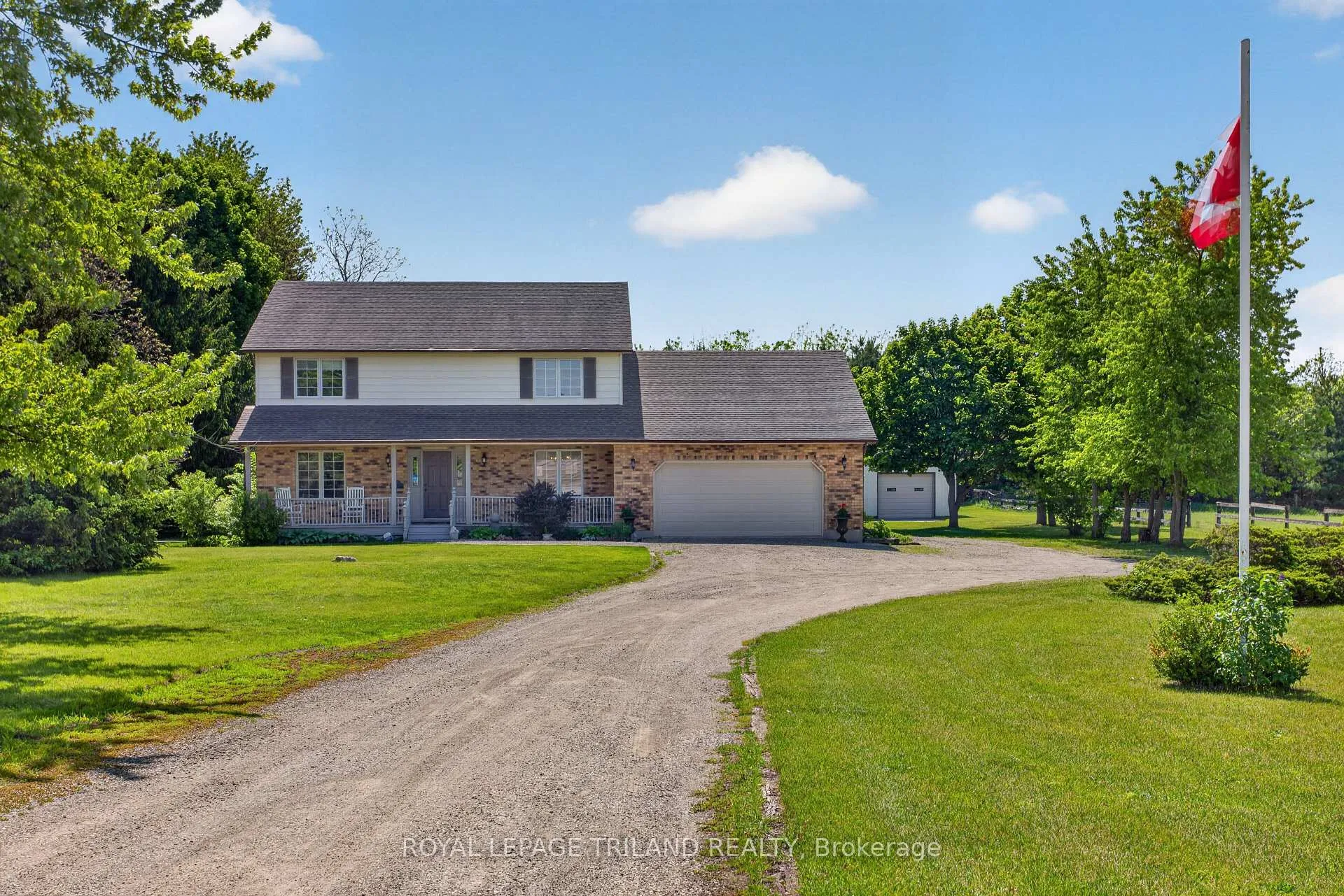 Photo 4 of 8651 Irish Drive, Strathroy-Caradoc, Rural Strathroy-Caradoc — HOMEH