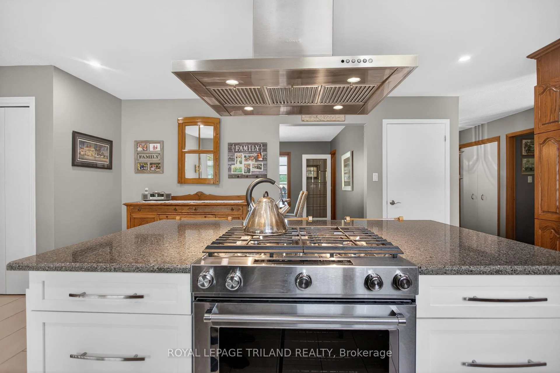 Photo 13 of 8651 Irish Drive, Strathroy-Caradoc, Rural Strathroy-Caradoc — HOMEH