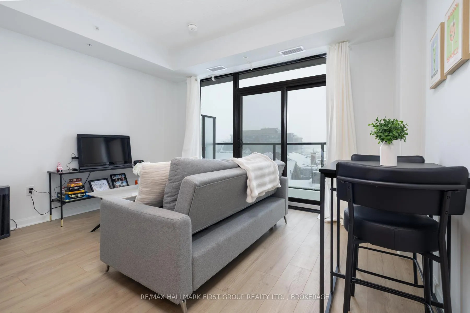 Photo 22 of Unit 429, 223 Princess Street, Kingston, East of Sir John A. Blvd — HOMEH