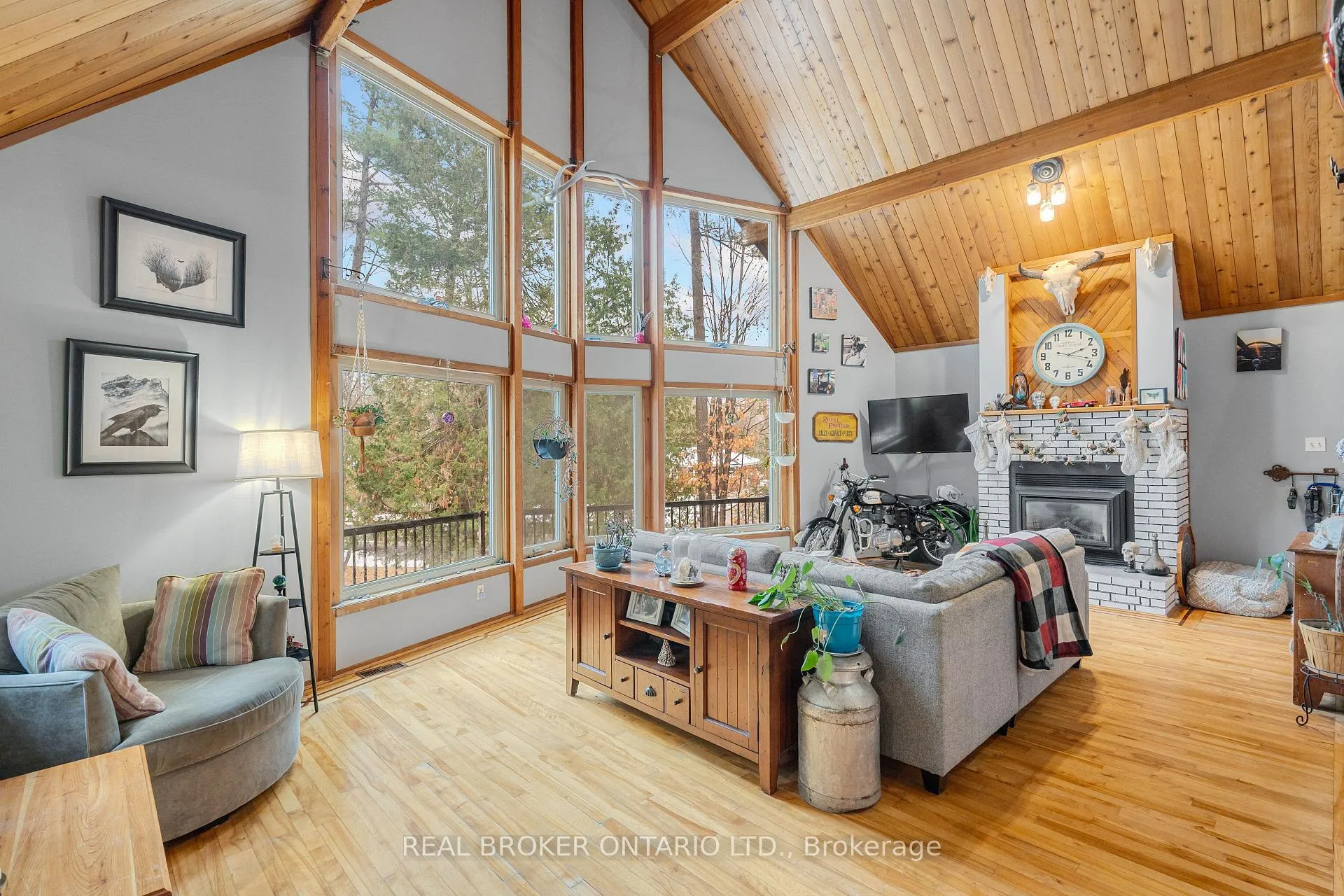 Photo 5 of 1 Woodland Drive, McNab/Braeside, Mcnab/Braeside Twps — HOMEH