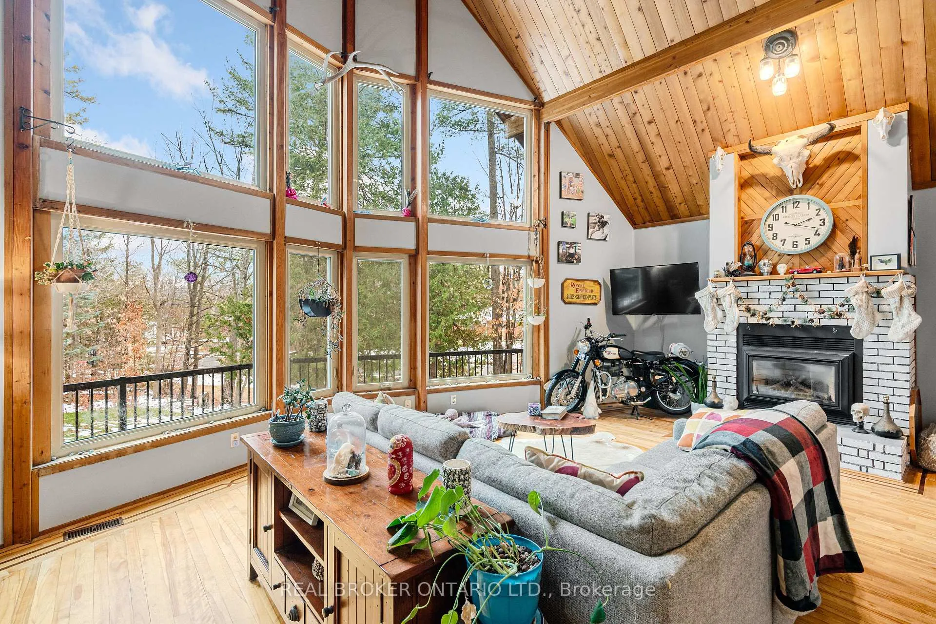 Photo 9 of 1 Woodland Drive, McNab/Braeside, Mcnab/Braeside Twps — HOMEH