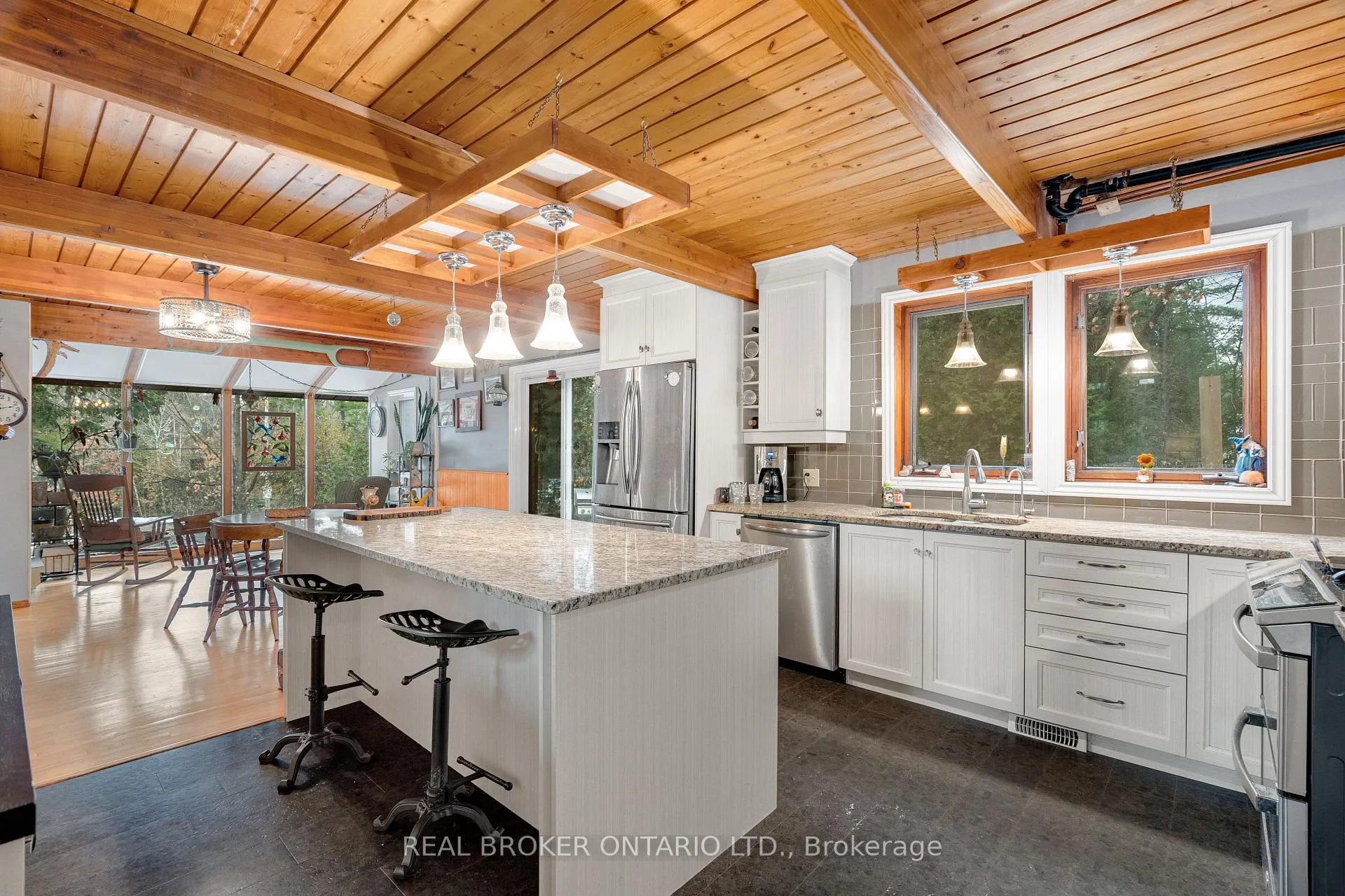 Photo 20 of 1 Woodland Drive, McNab/Braeside, Mcnab/Braeside Twps — HOMEH