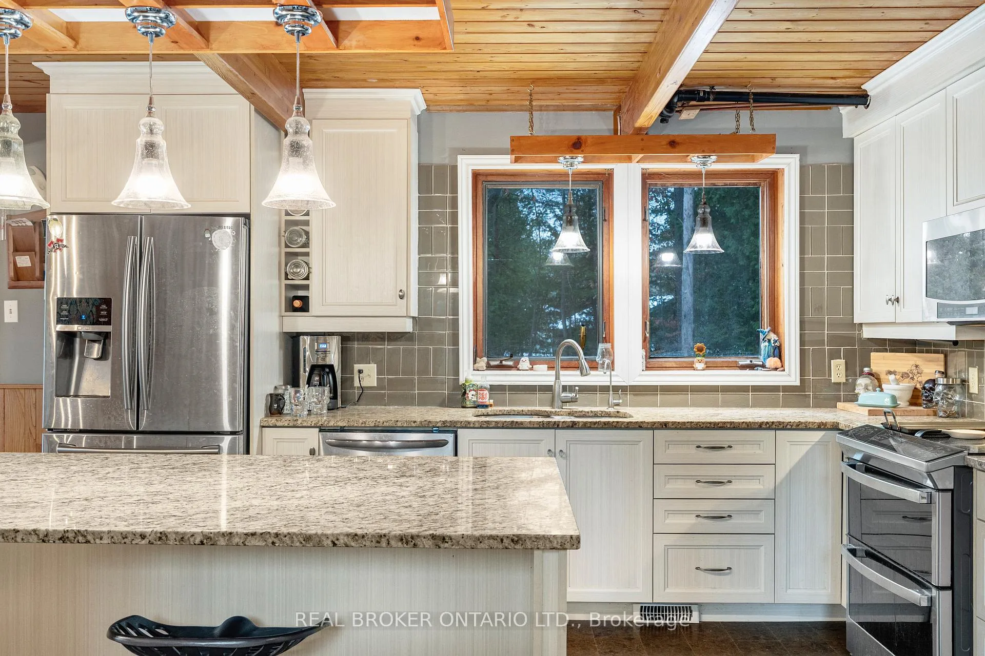 Photo 22 of 1 Woodland Drive, McNab/Braeside, Mcnab/Braeside Twps — HOMEH