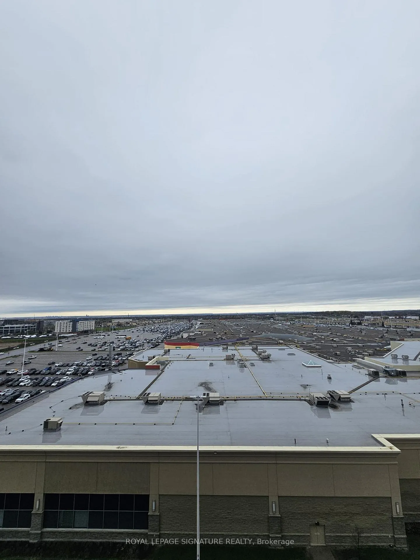 Photo 20 of Unit 807, 27 Korda Gate, Vaughan, Vellore Village — HOMEH