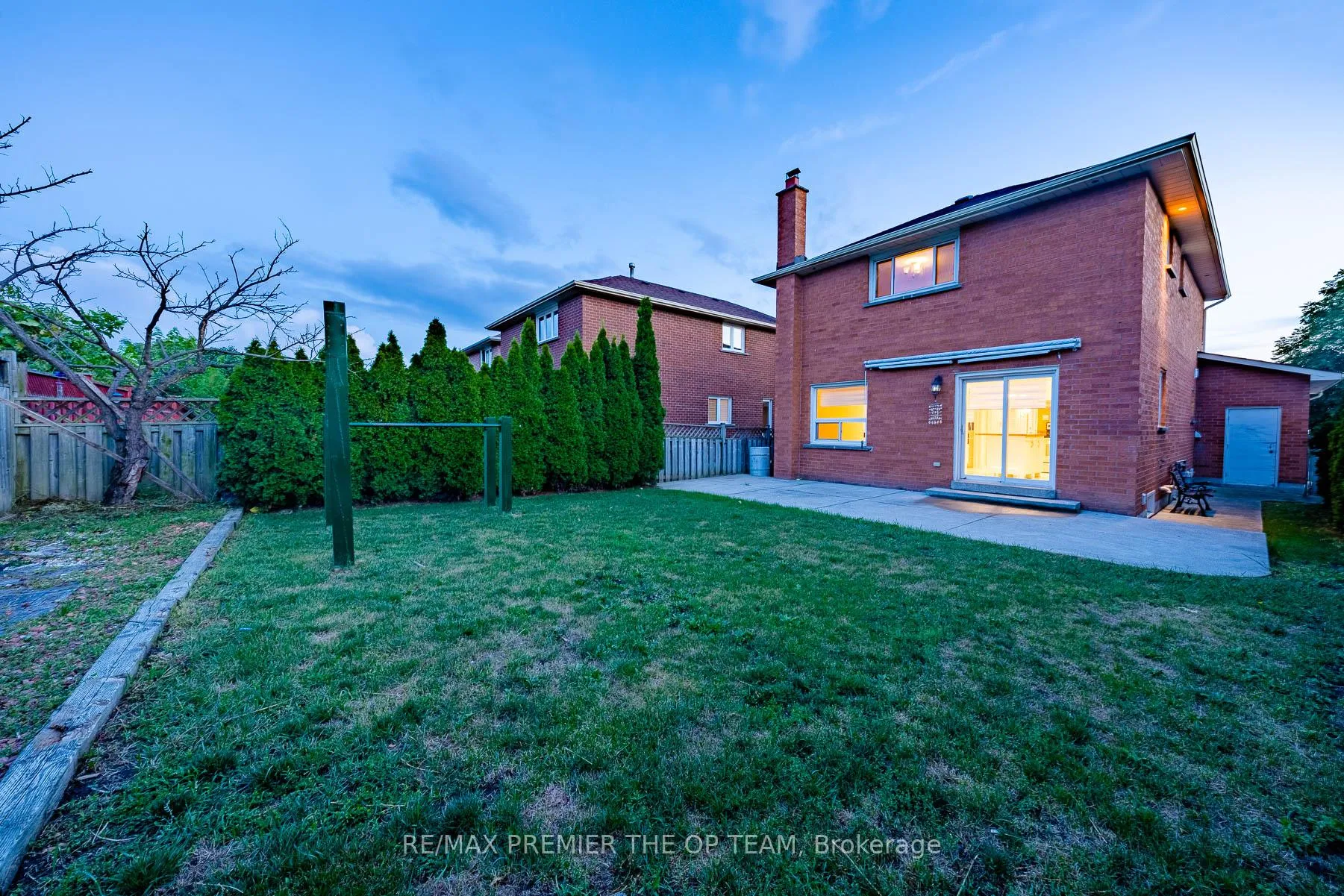 Photo 23 of 79 Governor Crescent, Vaughan, East Woodbridge — HOMEH