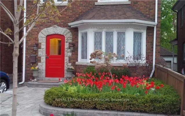 Photo 2 of 311 Chaplin Crescent, Toronto, Forest Hill South — HOMEH