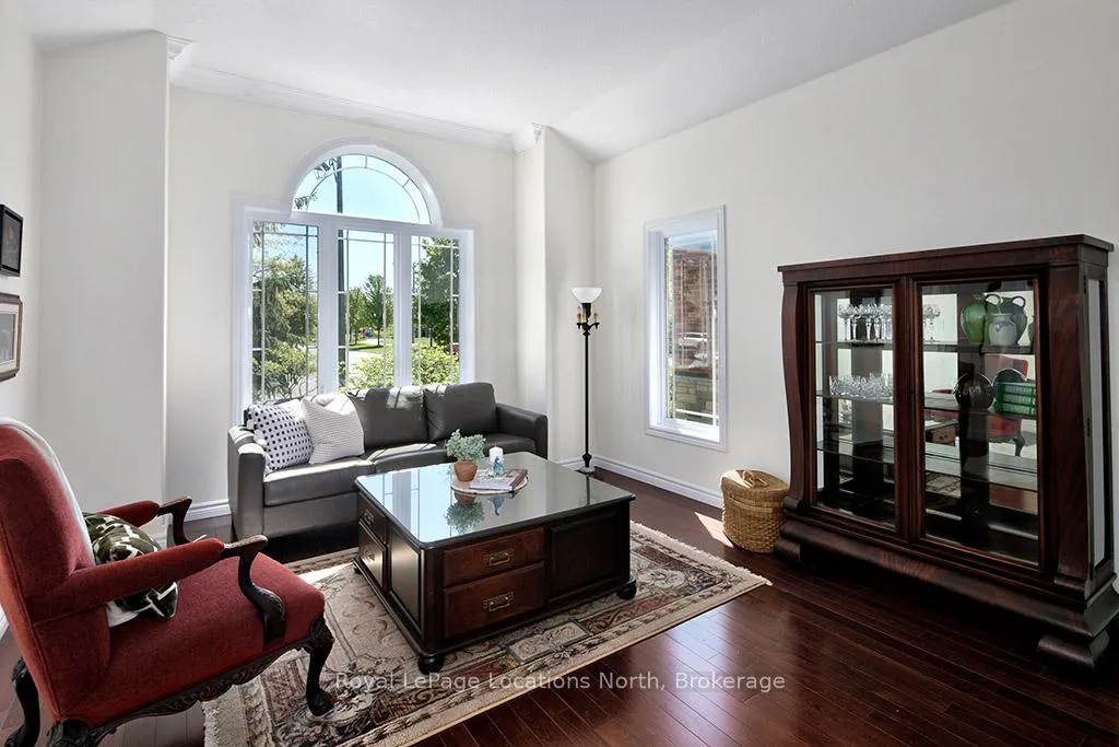 Photo 7 of 85 Chamberlain Crescent, Collingwood — HOMEH