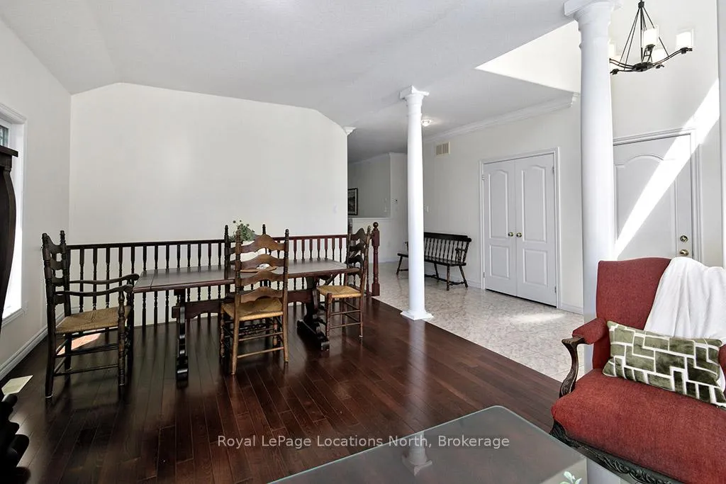 Photo 8 of 85 Chamberlain Crescent, Collingwood — HOMEH