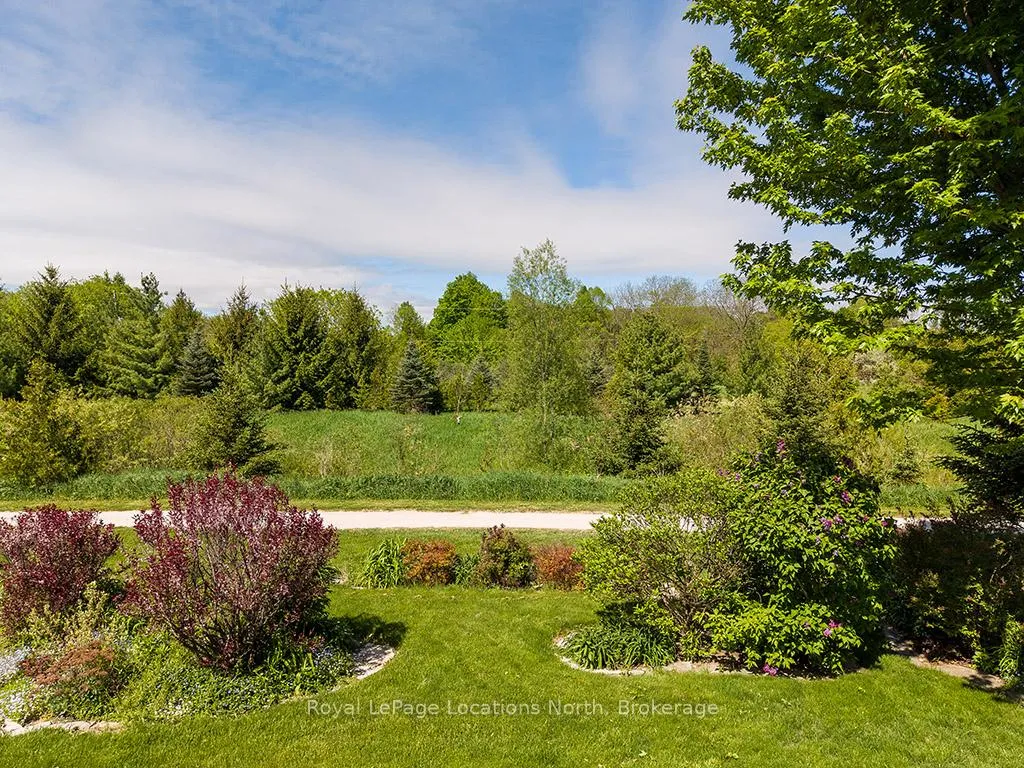 Photo 24 of 85 Chamberlain Crescent, Collingwood — HOMEH